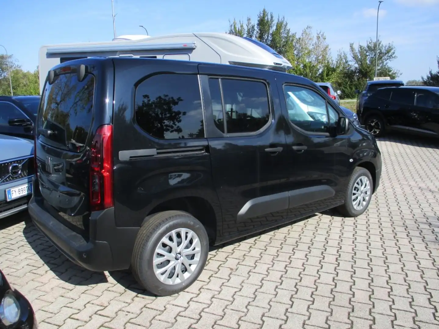 Fiat Doblo 1.5 BlueHdi 130CV Combi N1 - Carplay/Sensori Nero - 2