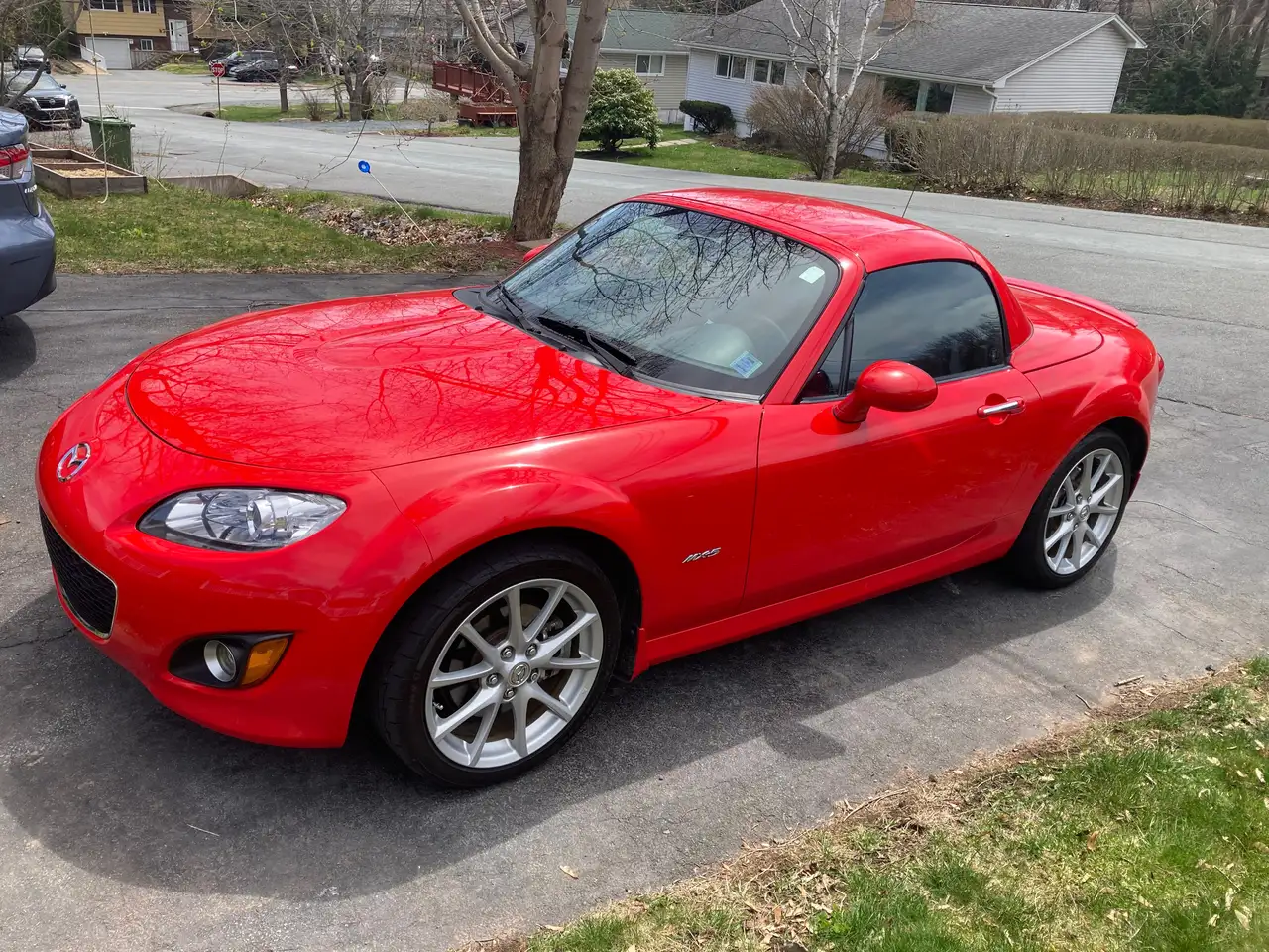 Mazda MX-5 Miata снимка Mazda MX-5 Miata