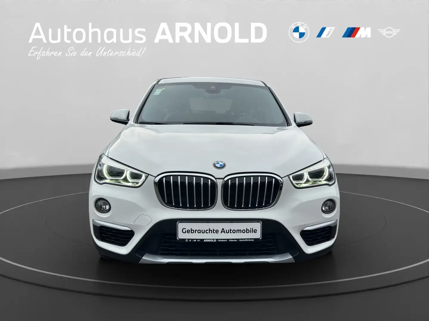 BMW X1 xDrive20d X-Line AHK HeadUp HiFi Navi Weiß - 2