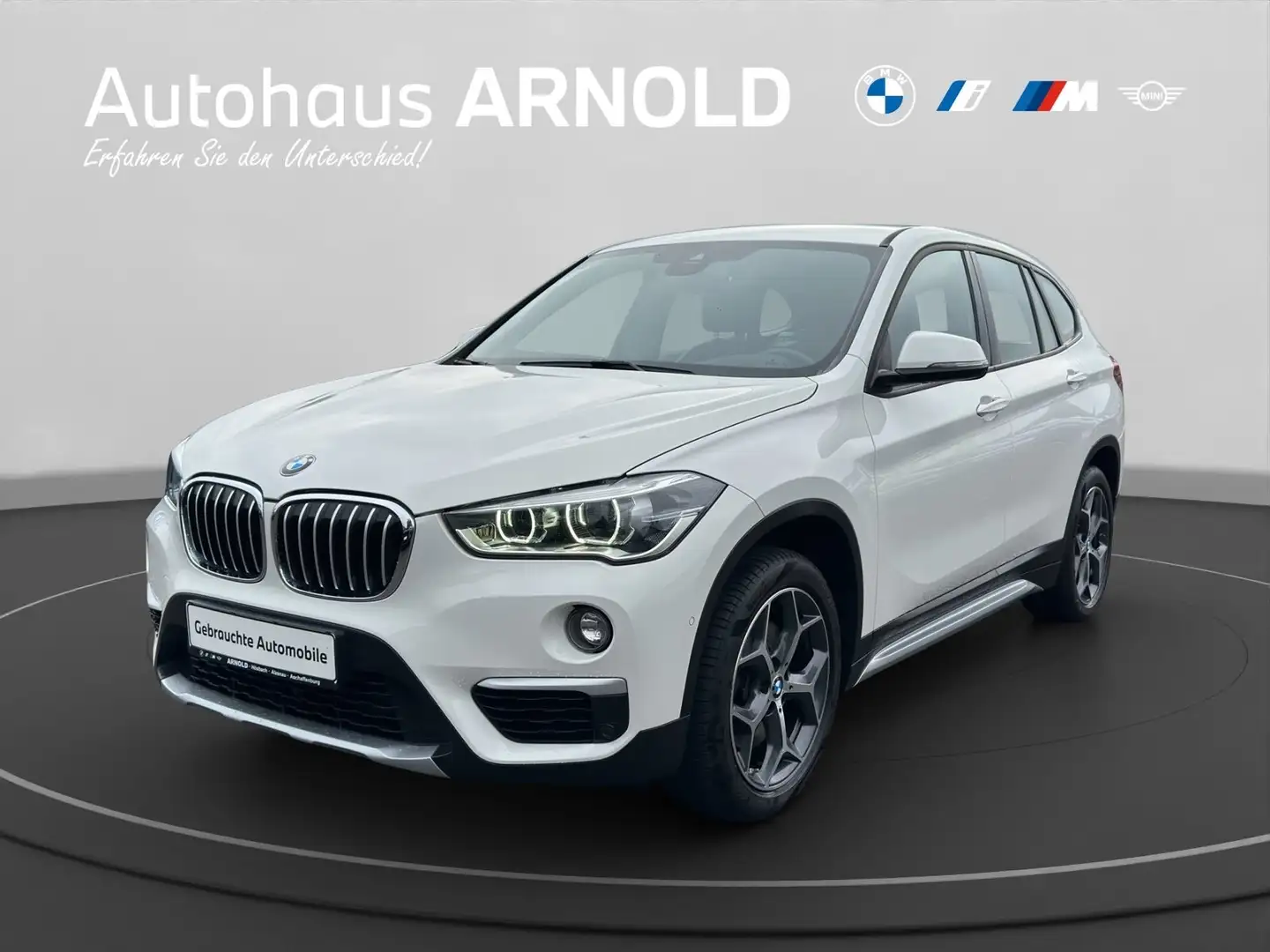 BMW X1 xDrive20d X-Line AHK HeadUp HiFi Navi Weiß - 1