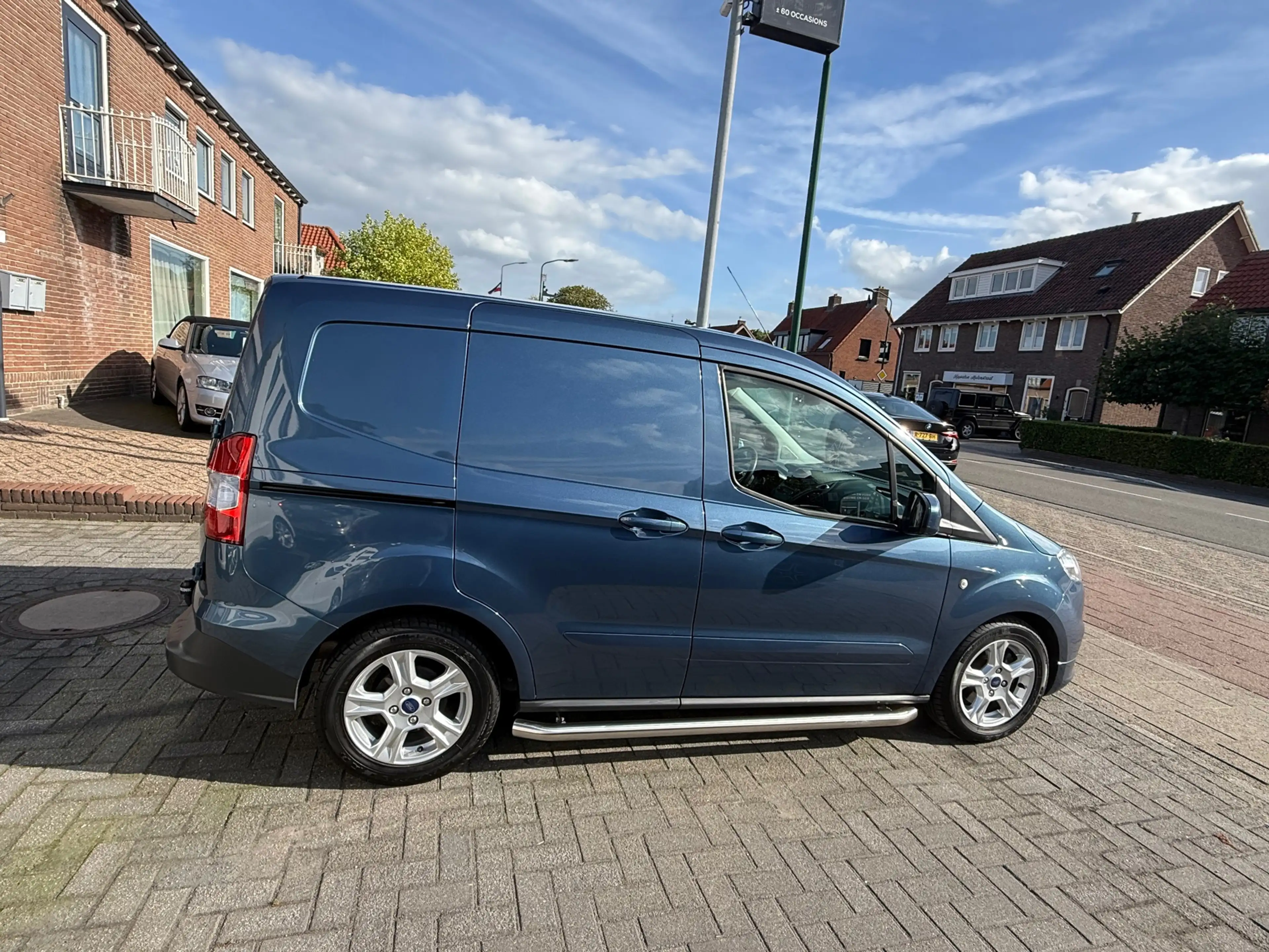 Ford Transit Courier 1.0 Limited EcoBoost S&S, Apple Carplay/Android,Na — photo 8