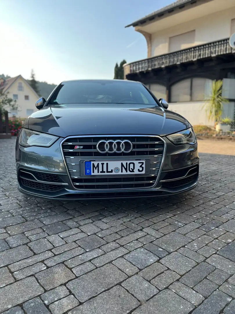 Audi S3 2.0 TFSI quattro Grau - 1