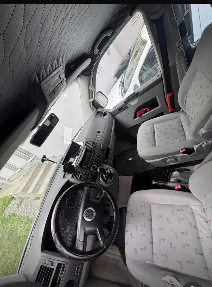 Volkswagen T5