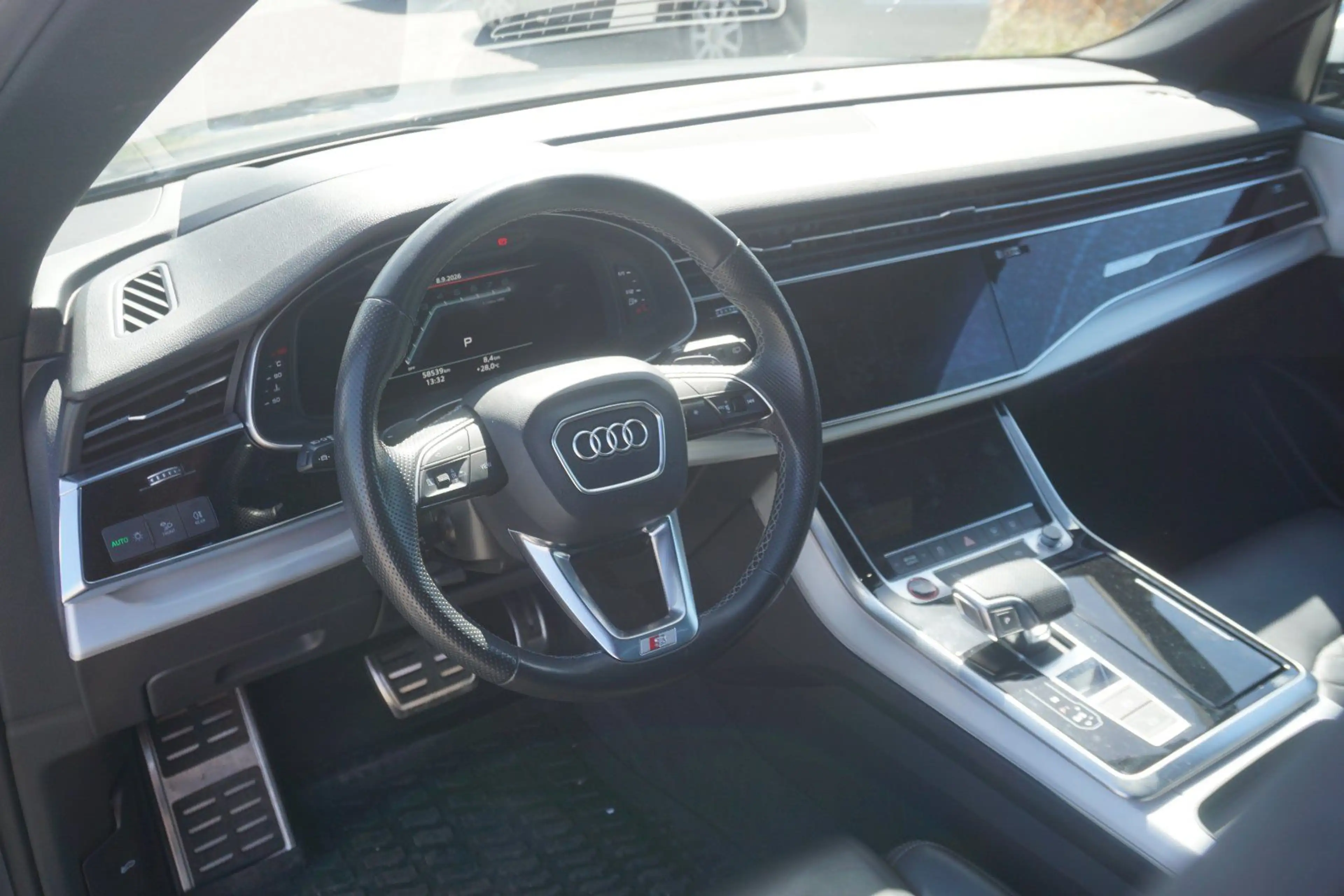 Audi SQ8 4.0 TFSI quattro OPF — photo 15