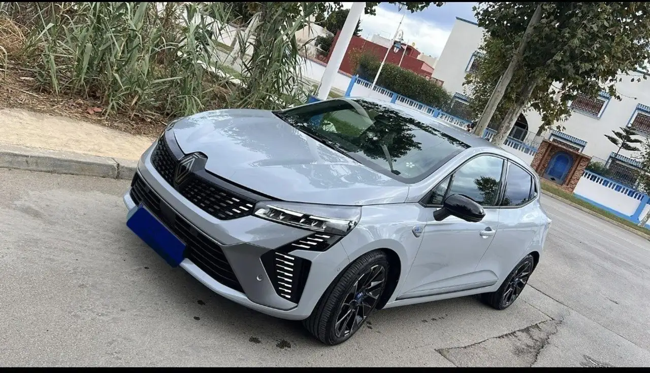 Renault Clio RT Electrique, foto 2