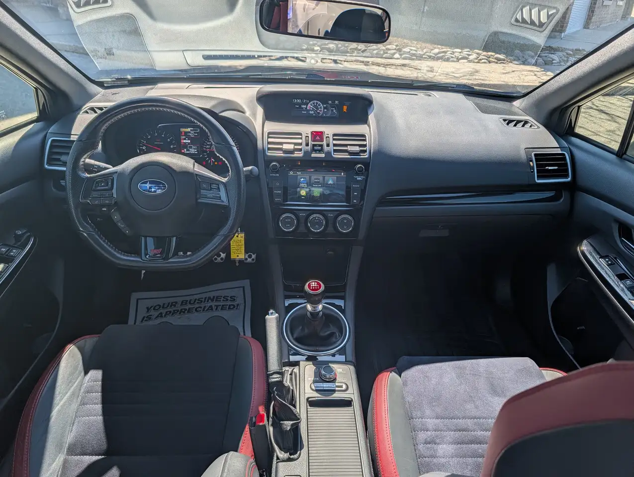 Subaru WRX снимка Subaru WRX
