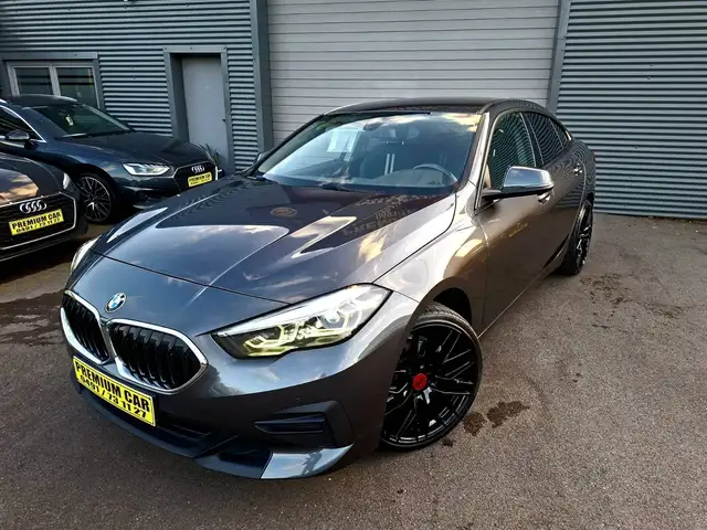 BMW 2 Series view 2