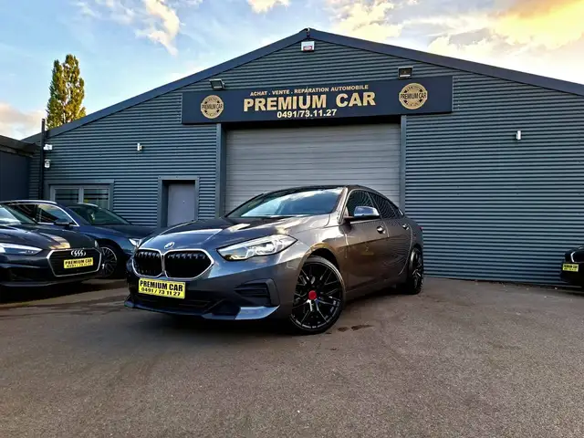 BMW 2 Series view 3