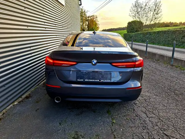 BMW 2 Series view 8