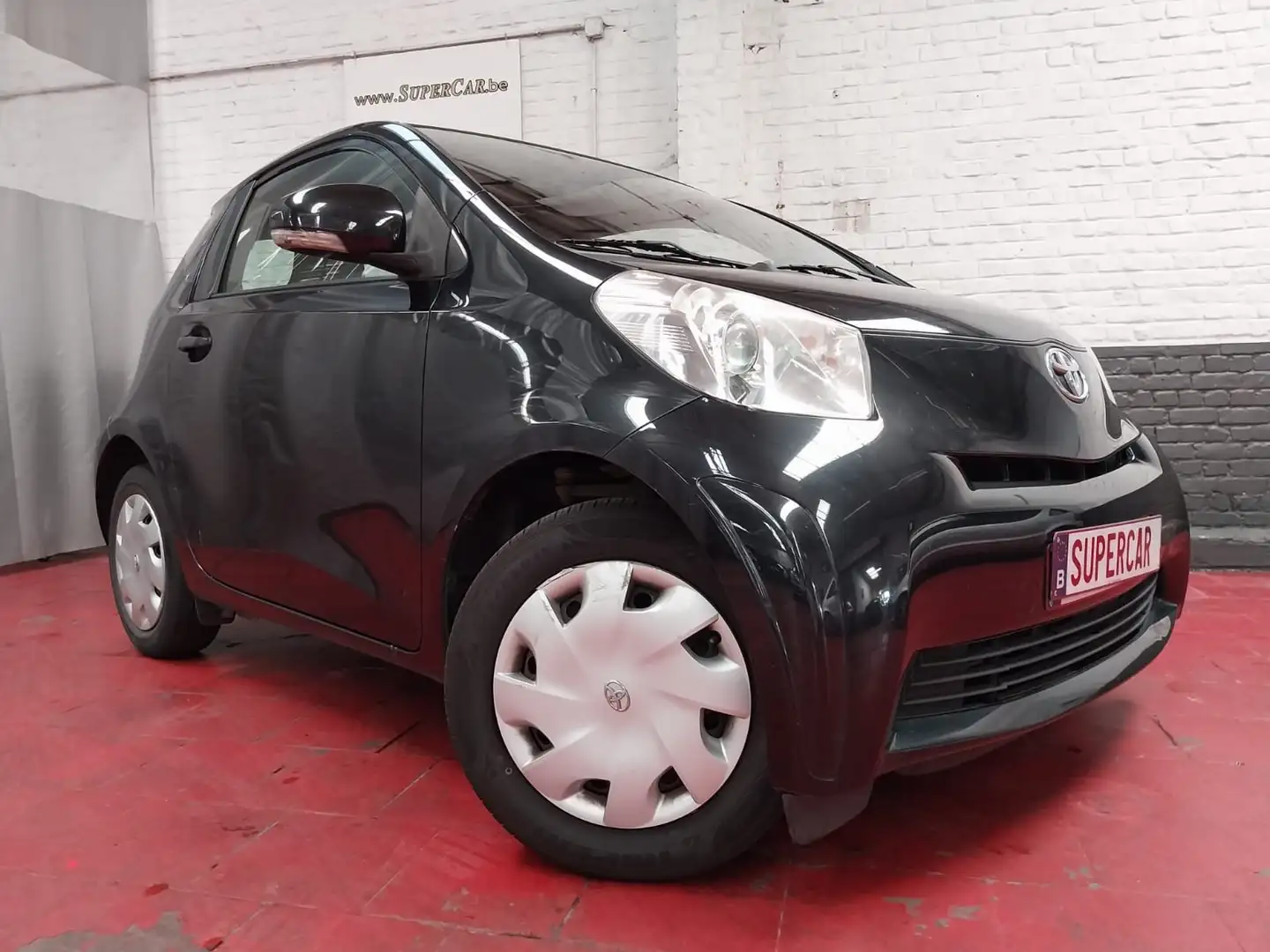 Toyota iQ 1.0i VVT-i Active * V/E * 160 x 42 Mois * Noir - 1