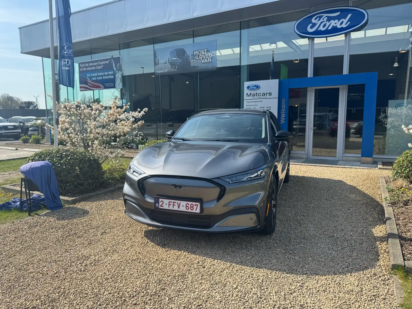 Ford Mustang Mach-E 99 kWh AWD Premium Extended Range Grijs - 2