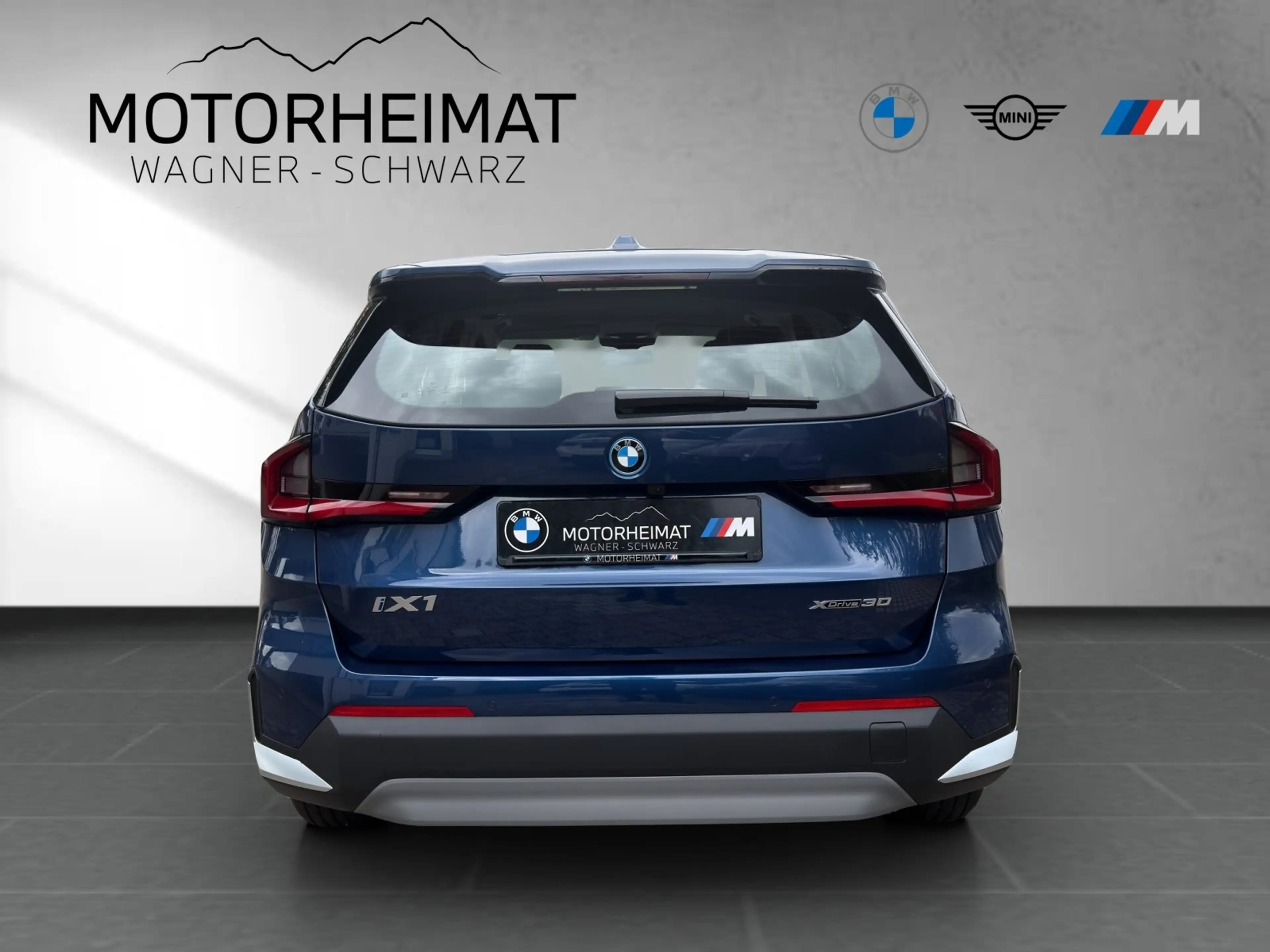 BMW iX1 xDrive30 RFK Sitzhzg Standhzg — photo 6