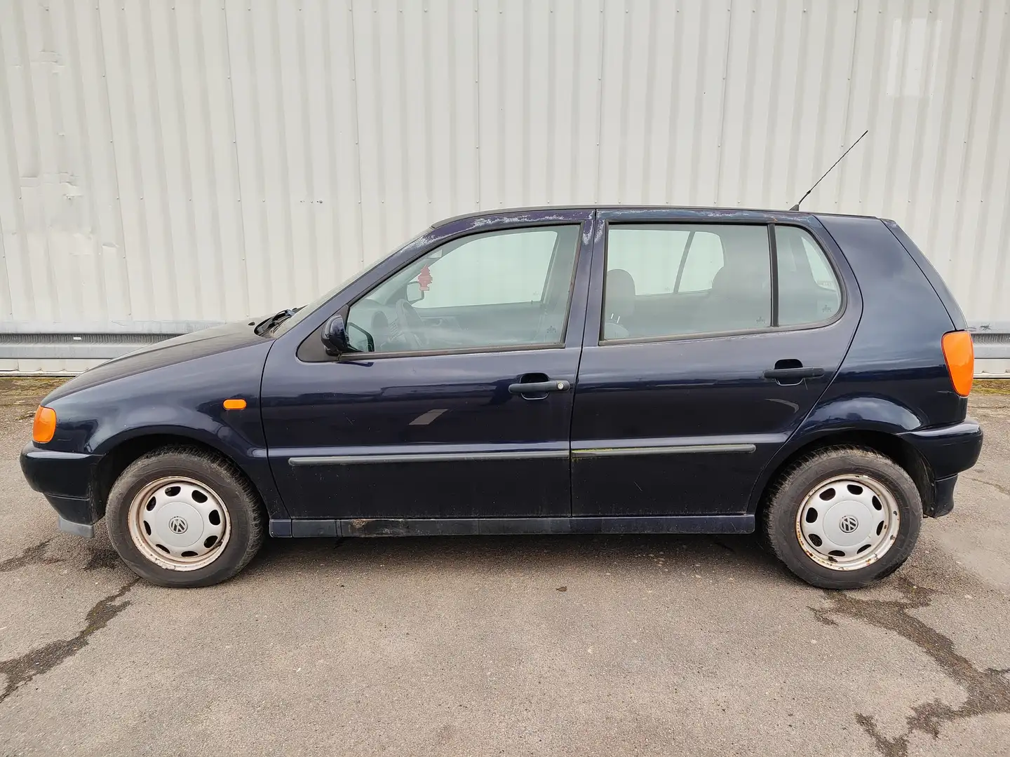 Volkswagen Polo 1.4i Servo+El-Fenster+Klima+Allwetterreifen Blau - 1
