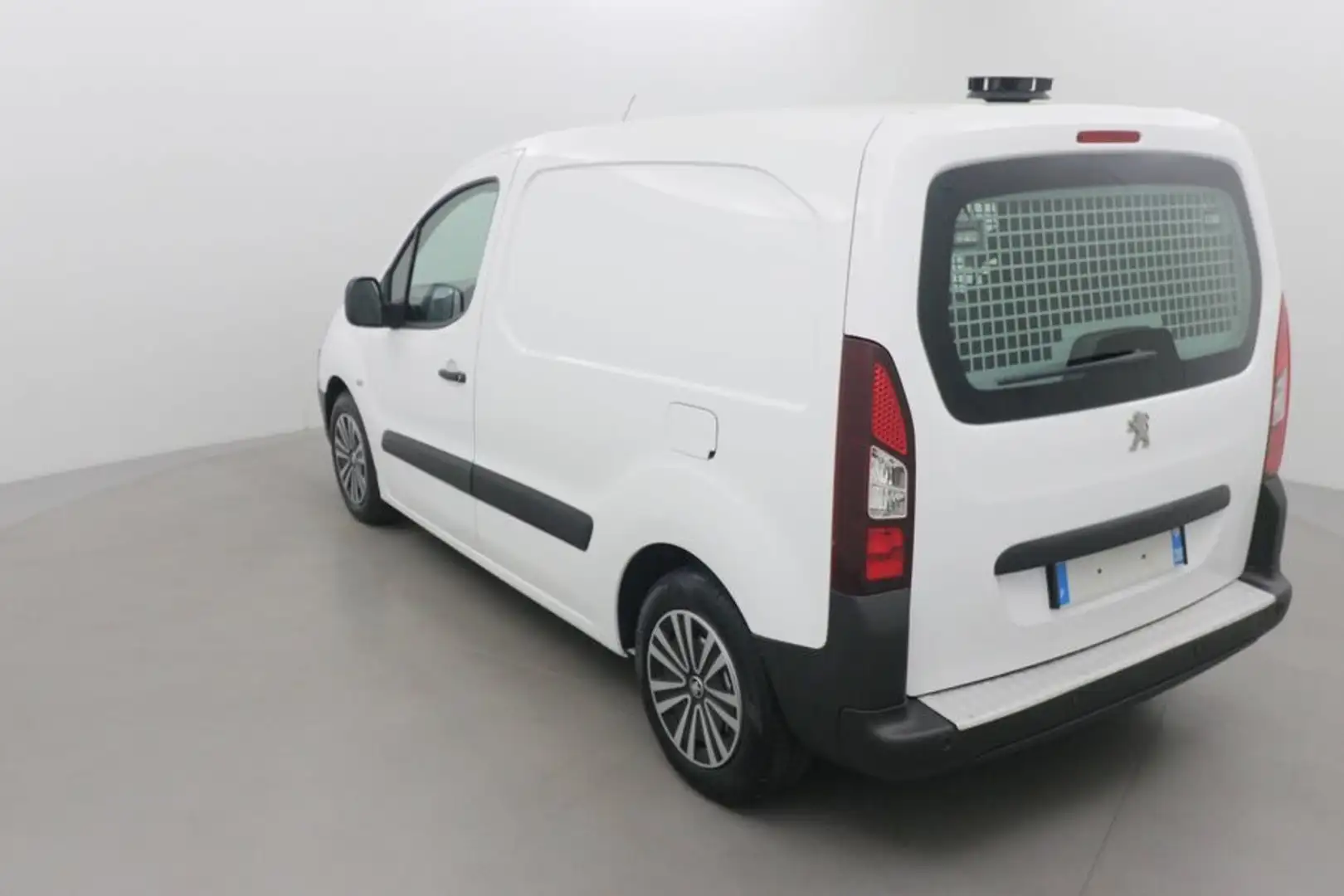 Peugeot Partner FOURGON STANDARD 1.6 BLUEHDI 100 PREMIUM Blanc - 2