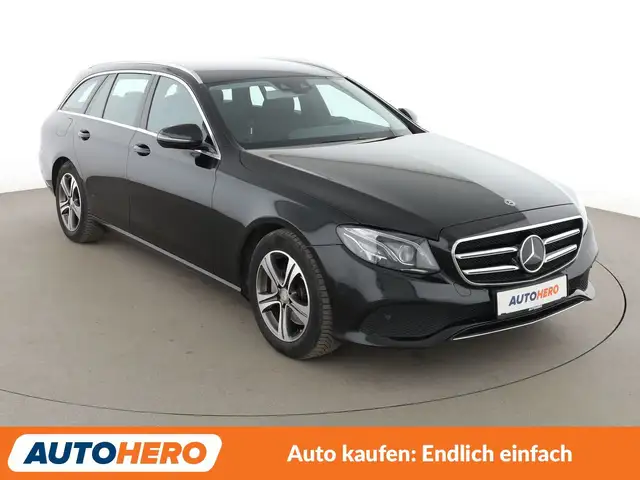Mercedes-Benz E-Class view 8