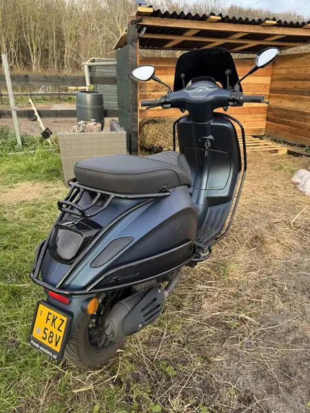 Vespa Sprint 50 - foto 4