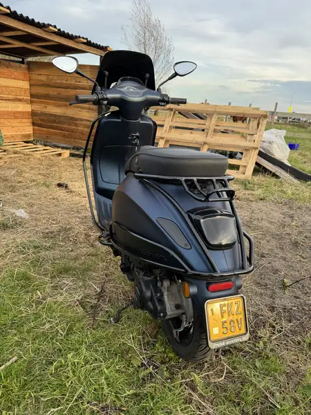 Vespa Sprint 50 - foto 5