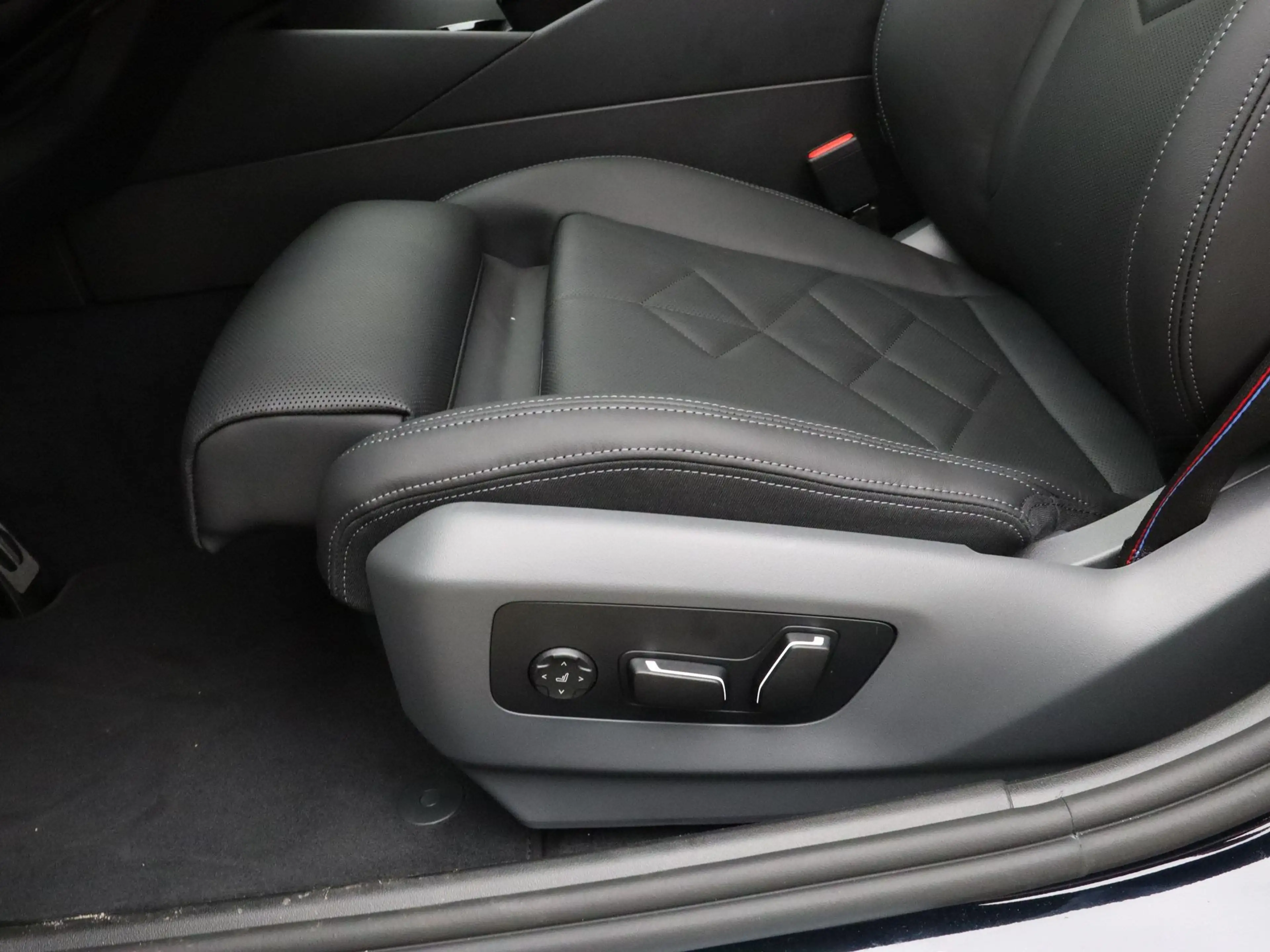 BMW 530 5 Serie Sedan 530e M Sport Pro | Harman Kardon aud — photo 14