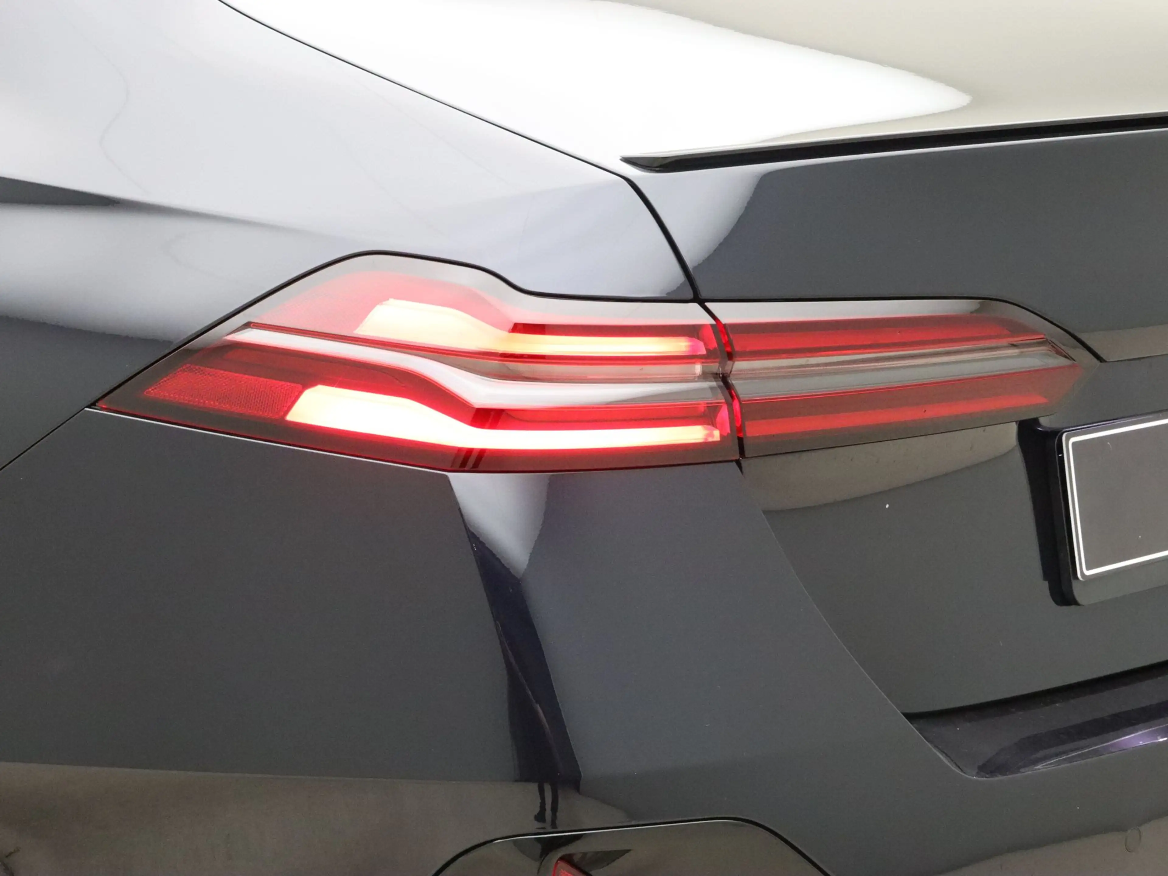 BMW 530 5 Serie Sedan 530e M Sport Pro | Harman Kardon aud — photo 11
