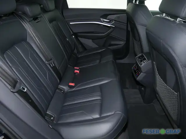 Audi E-Tron view 7
