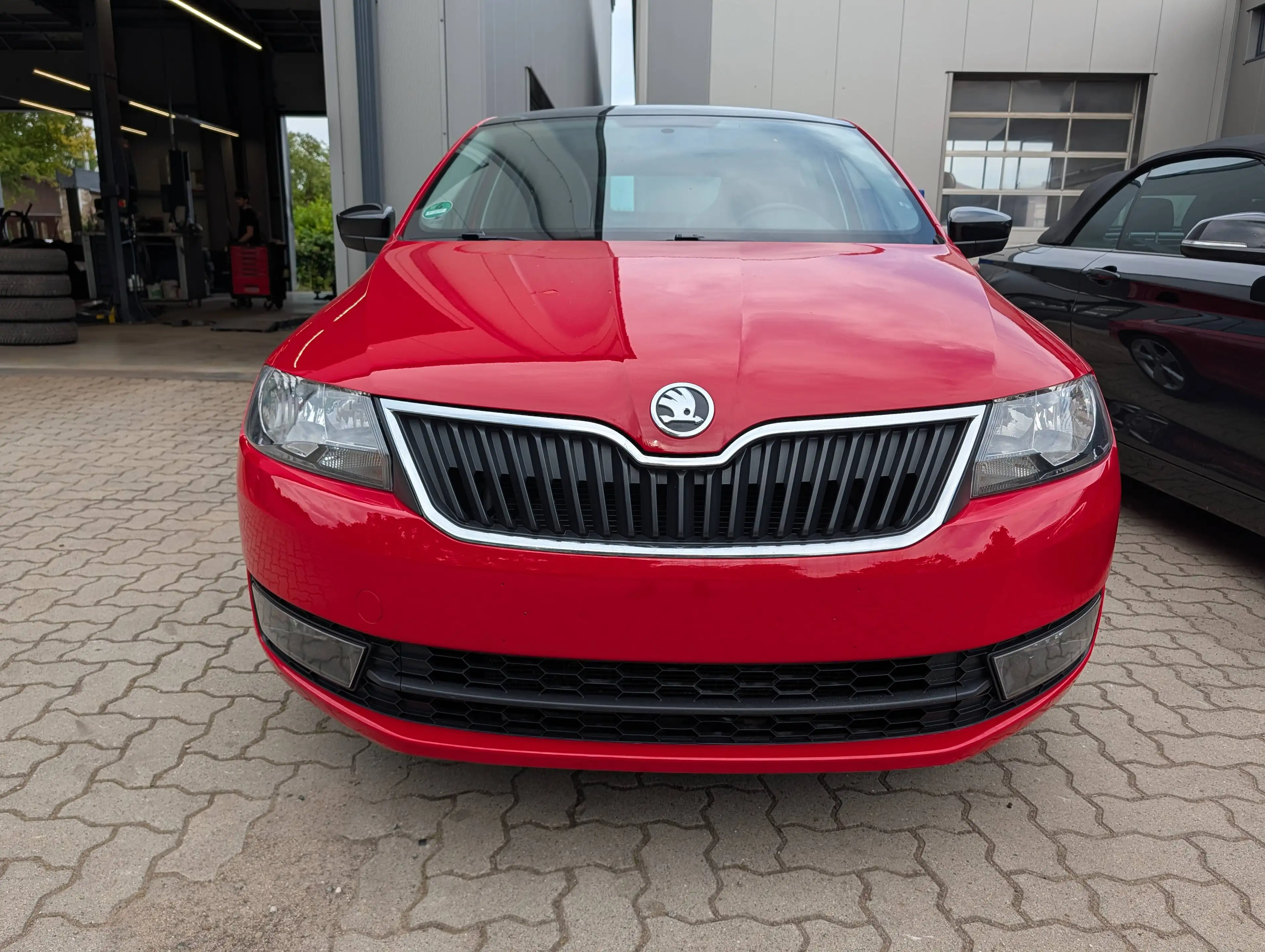 Skoda Rapid/Spaceback Elegance | Tempomat | Klimaautomatik | Leder-/Multifunktionslenkrad | Panoramadach — photo 4