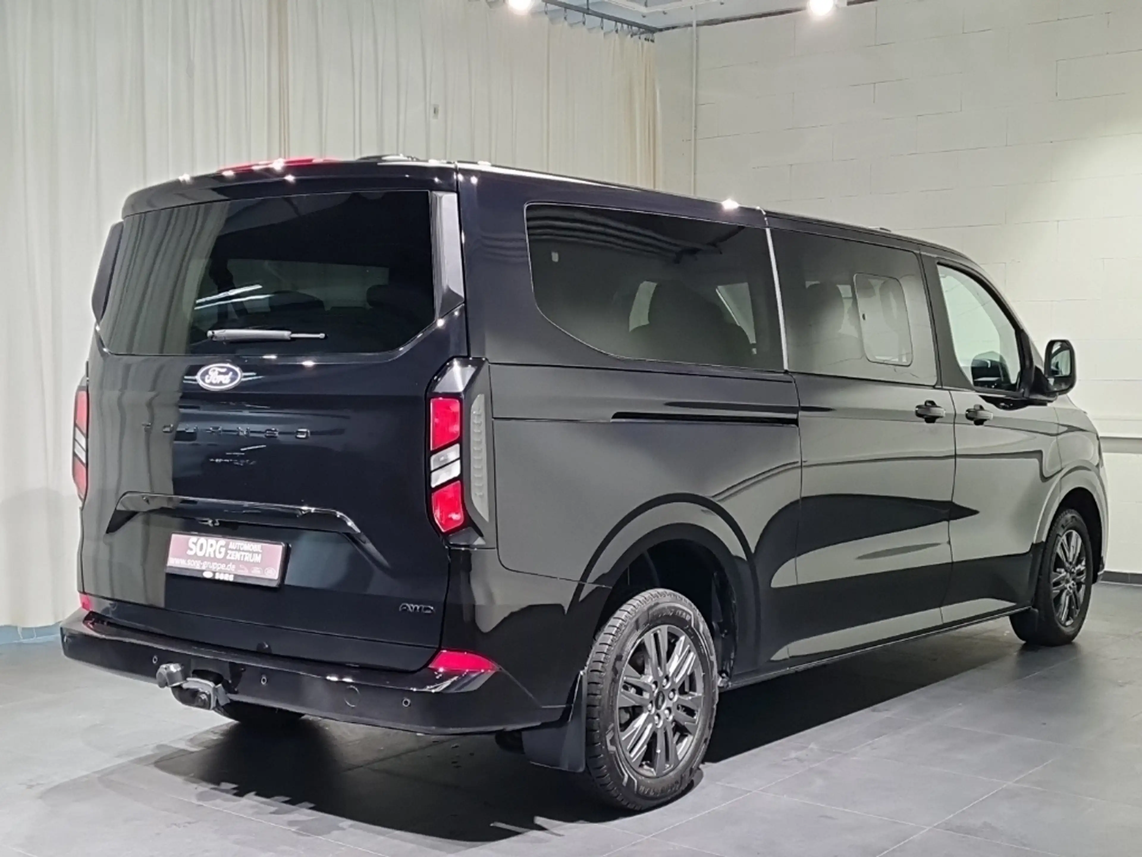 Ford Tourneo Custom 320L2 Titanium*AWD*AUTO*AHK*-36%* — photo 3
