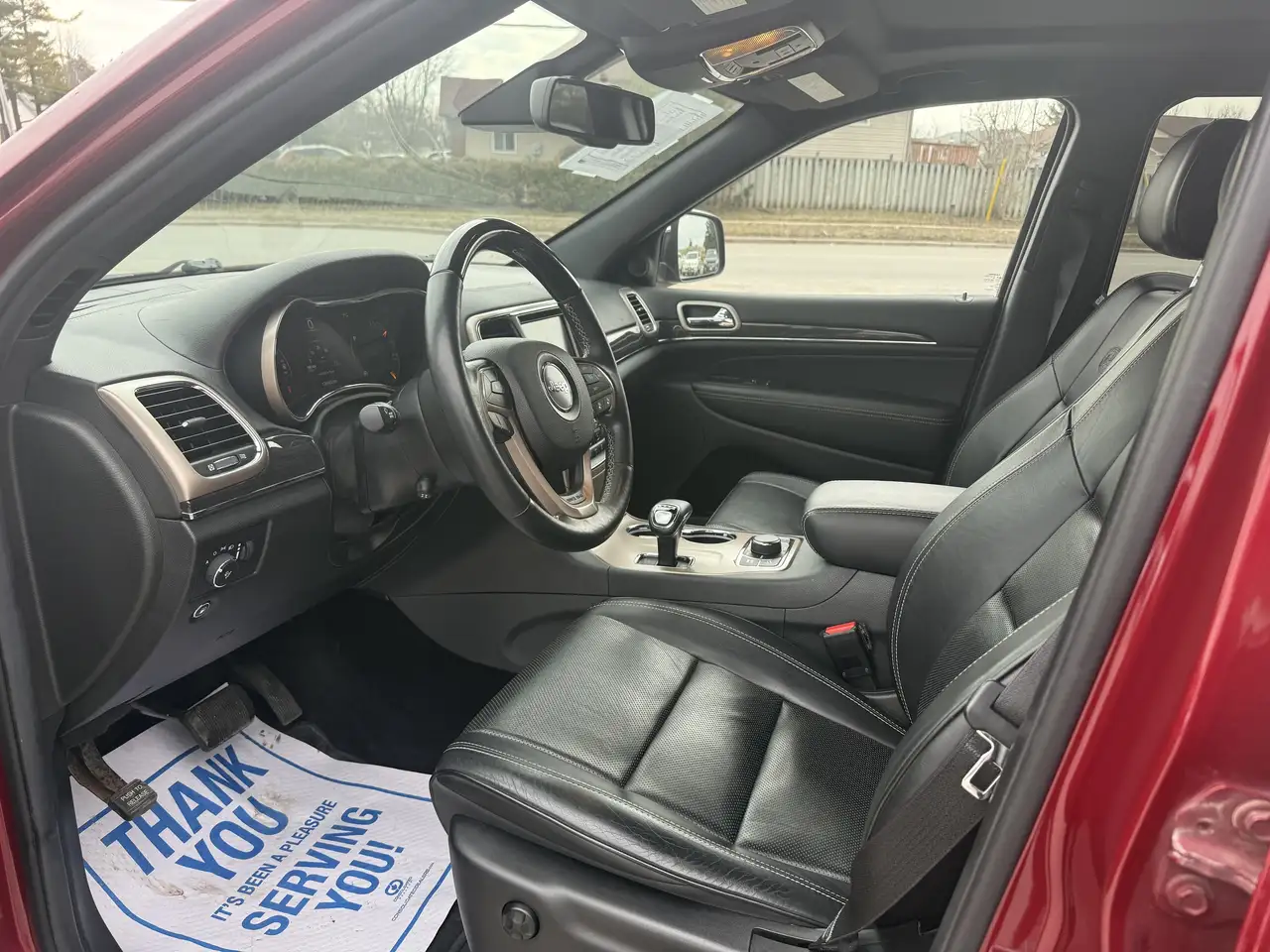 Jeep Grand Cherokee снимка Jeep Grand Cherokee