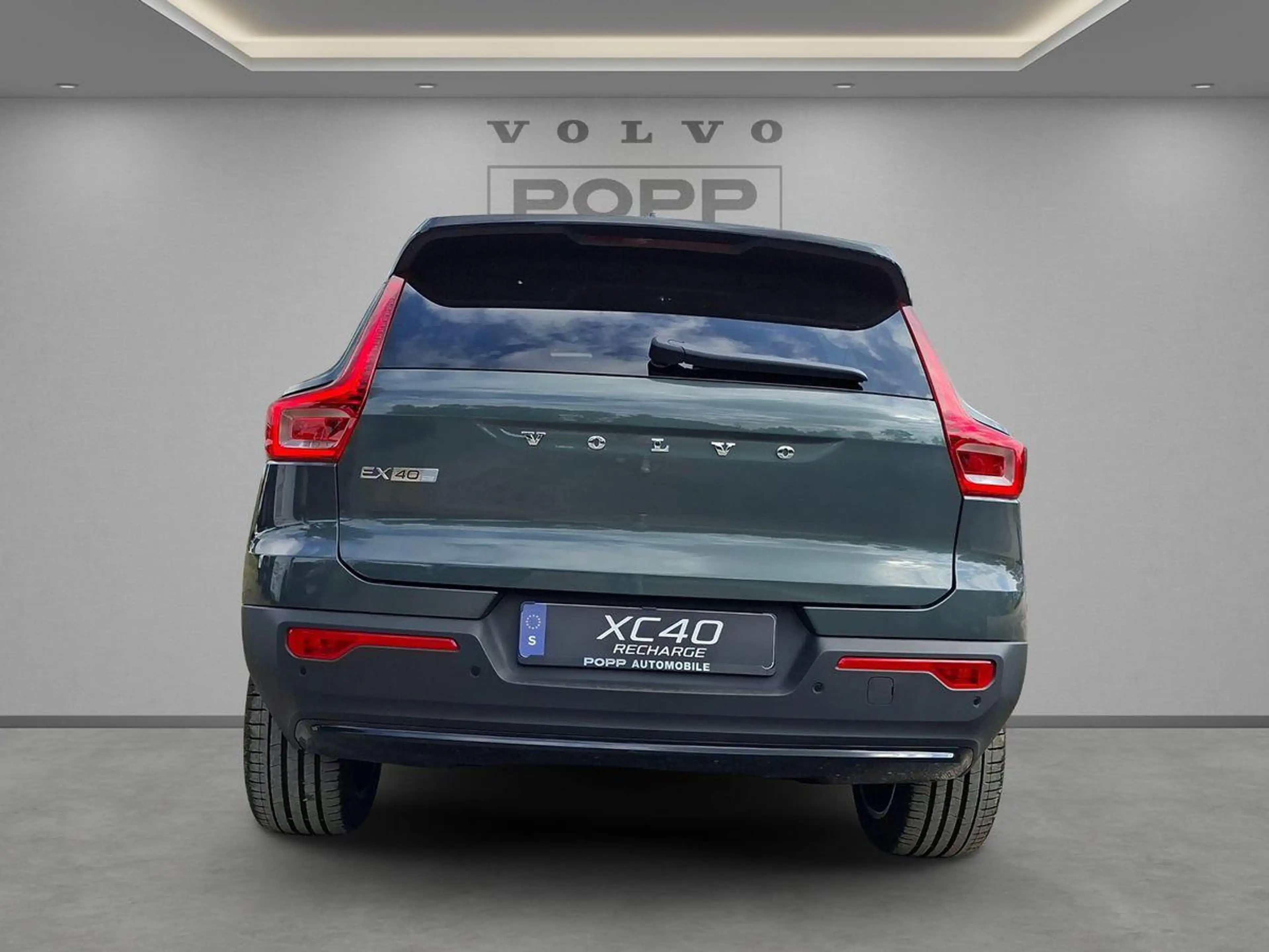 Volvo EX40 Single Motor Ext Range RWD Ultra Dark 19" 360° AHK — photo 4
