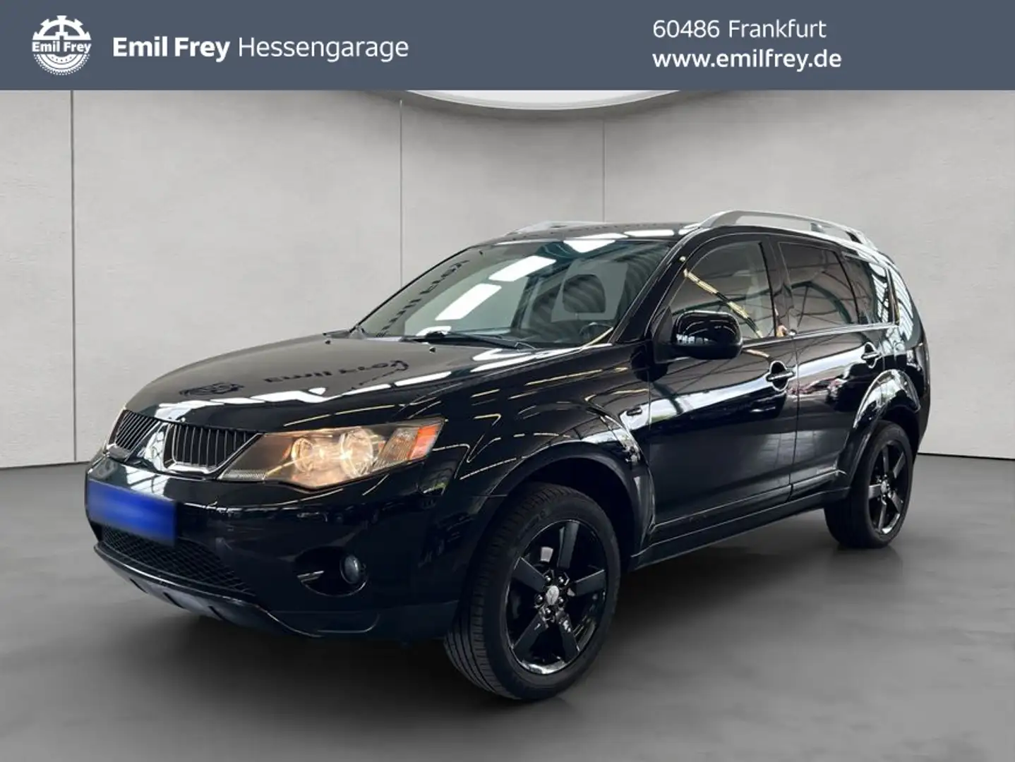 Mitsubishi Outlander 2.4 4WD Inform Klimaautomatik AHK Schwarz - 1