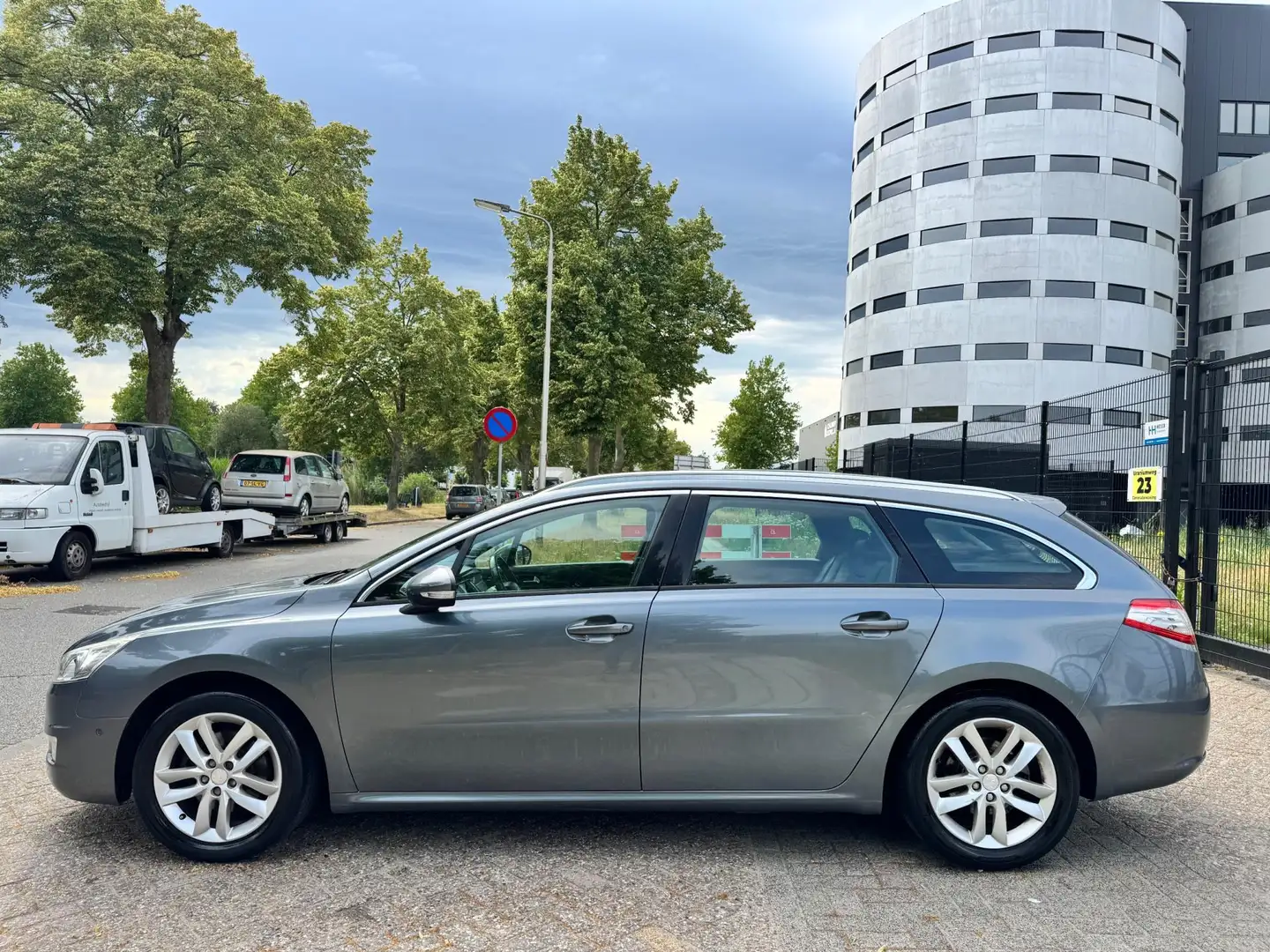 Peugeot 508 SW 1.6 THP Active Grey - 2