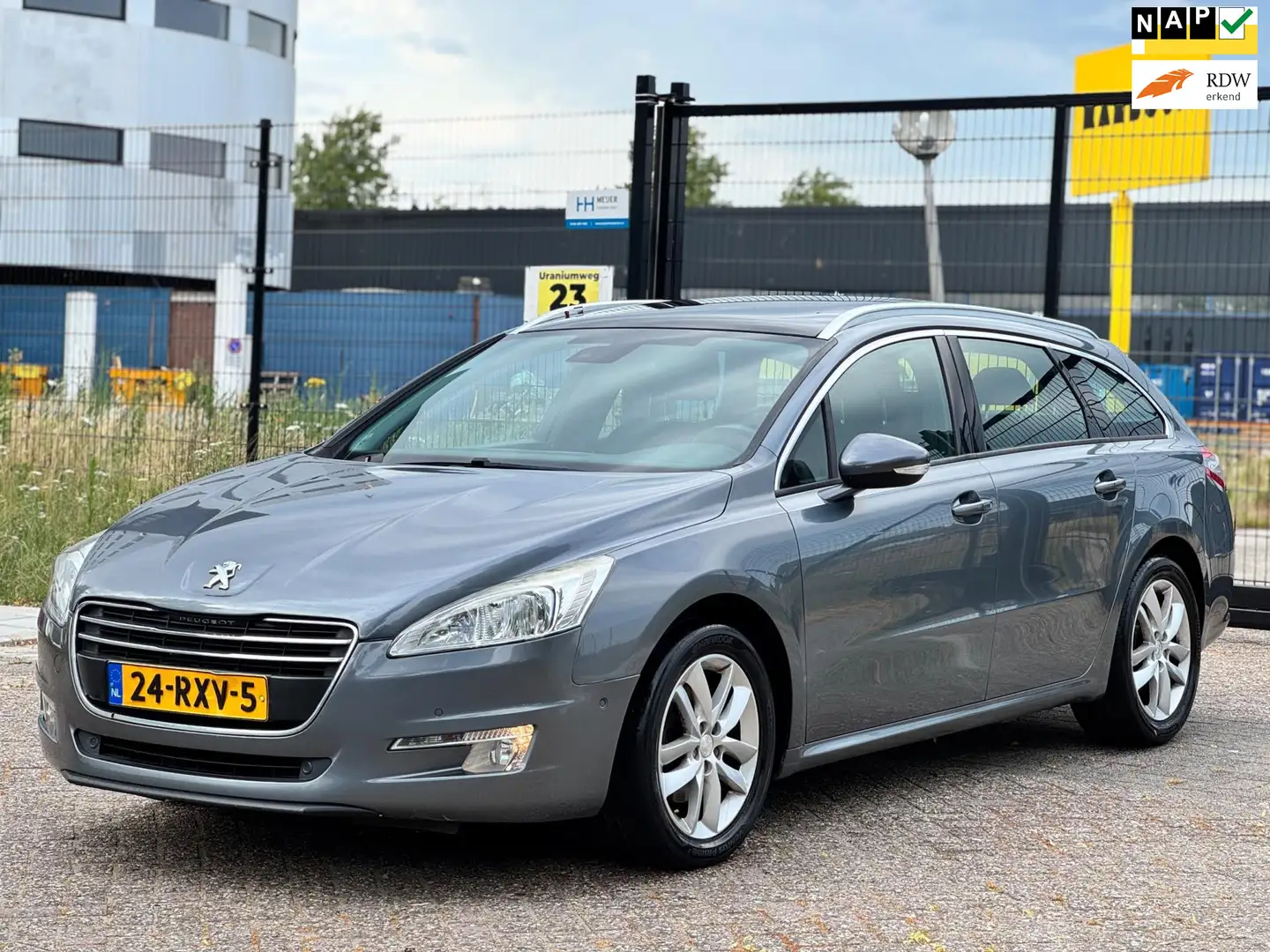 Peugeot 508 SW 1.6 THP Active Grey - 1