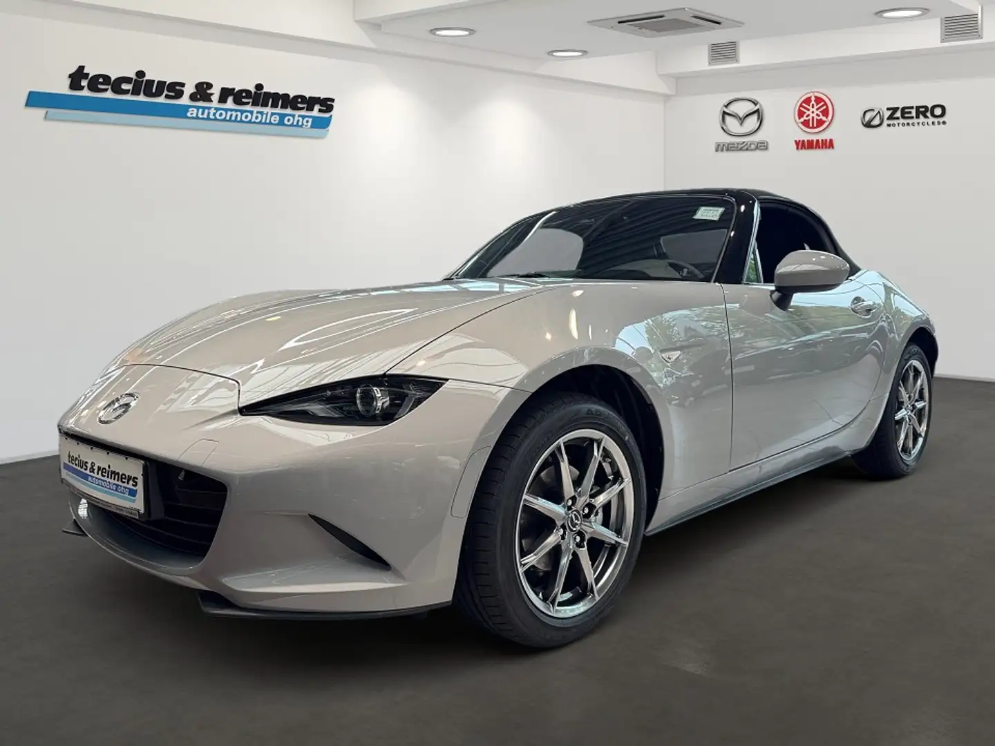 Mazda MX-5 SKYACTIV-G 132 Exclusive-Line Matrix/Bose Gris - 1
