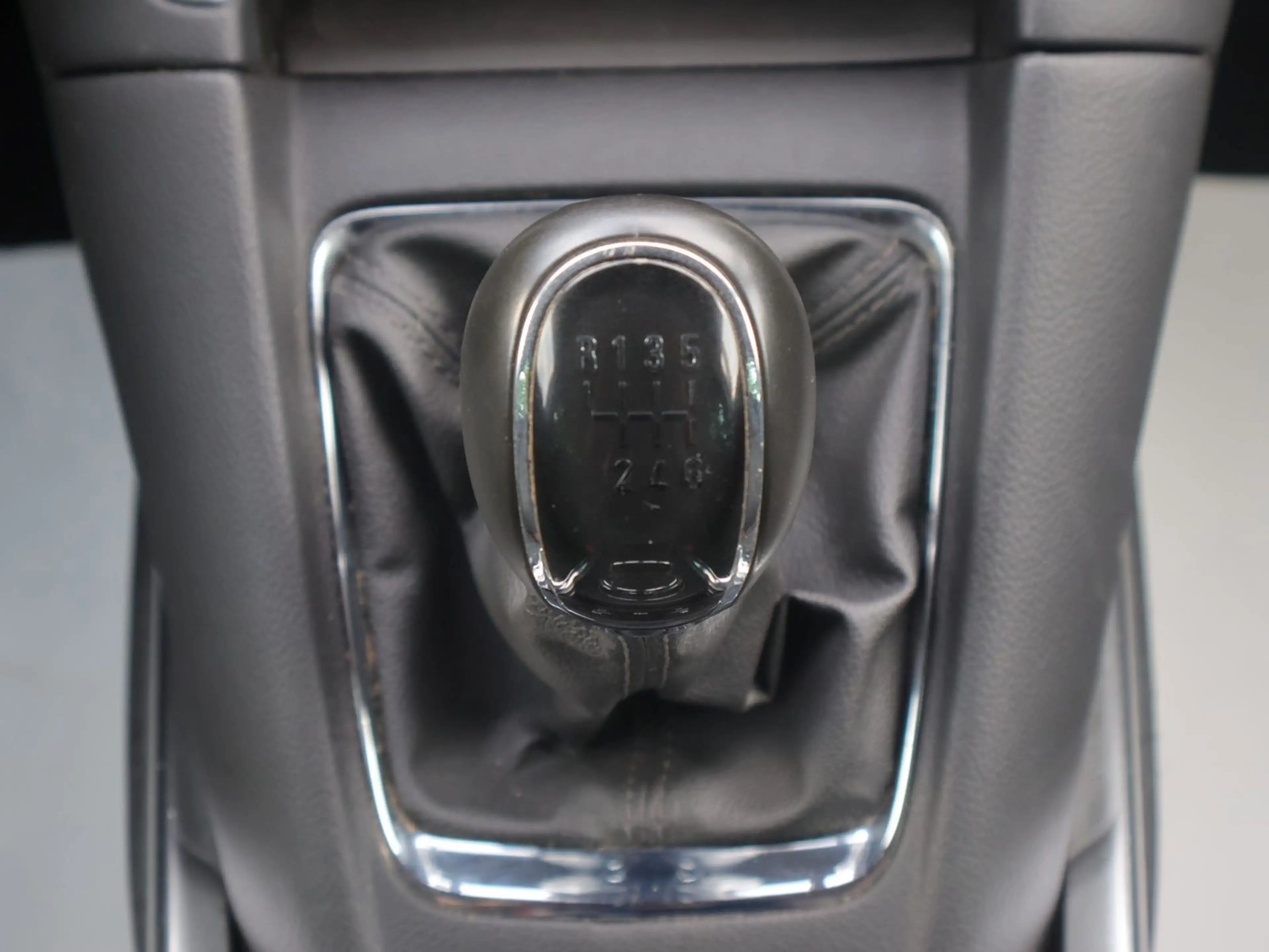Opel Zafira C 1.6 CDTI Edition 7Sitze-Navi-LED-Kamera — photo 13