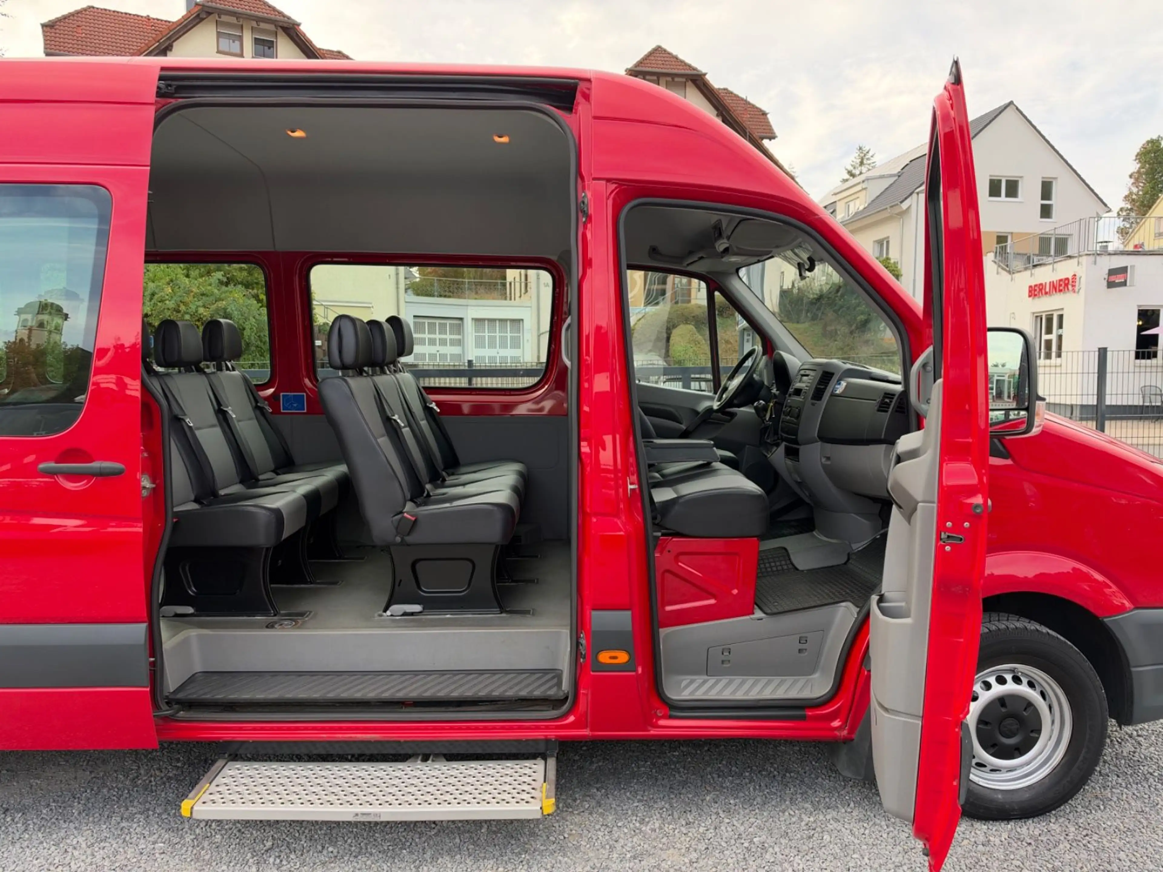Volkswagen Crafter CRAFTER 2.0 TDI PDC STANDH 9-SITZER 1HAND 163-PS — photo 12