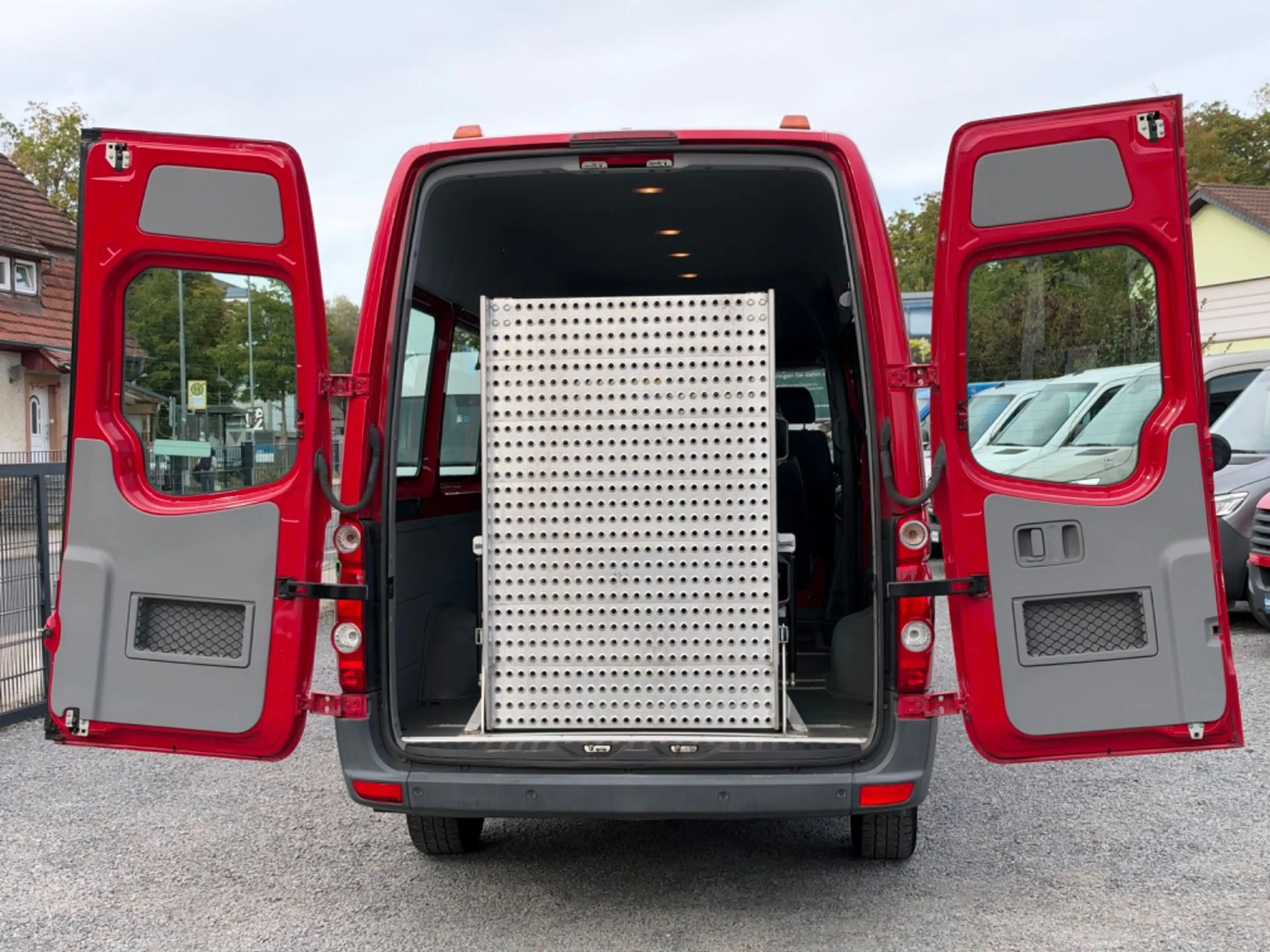 Volkswagen Crafter CRAFTER 2.0 TDI PDC STANDH 9-SITZER 1HAND 163-PS — photo 8