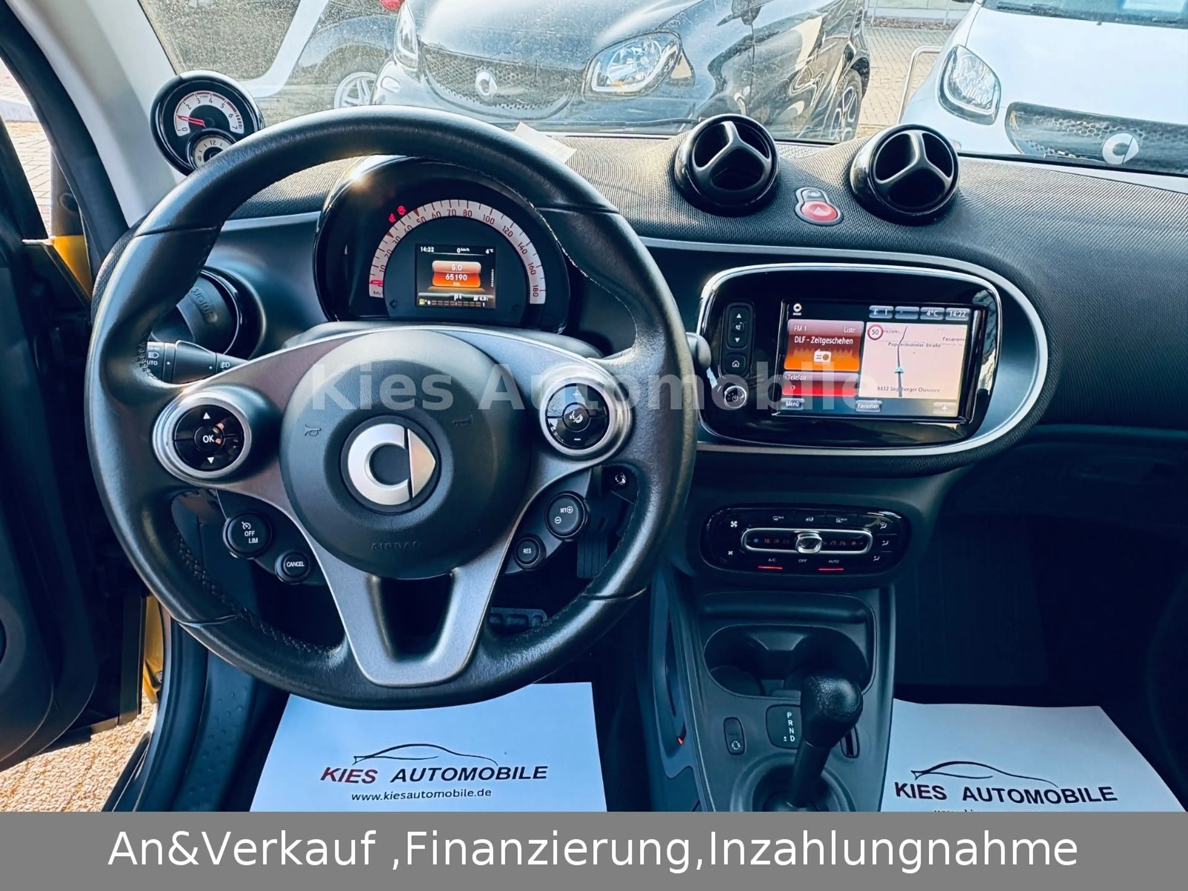 smart forTwo Prime 90PS LEDER/NAVI/PANO/SITZH/AMBIENTE — photo 8