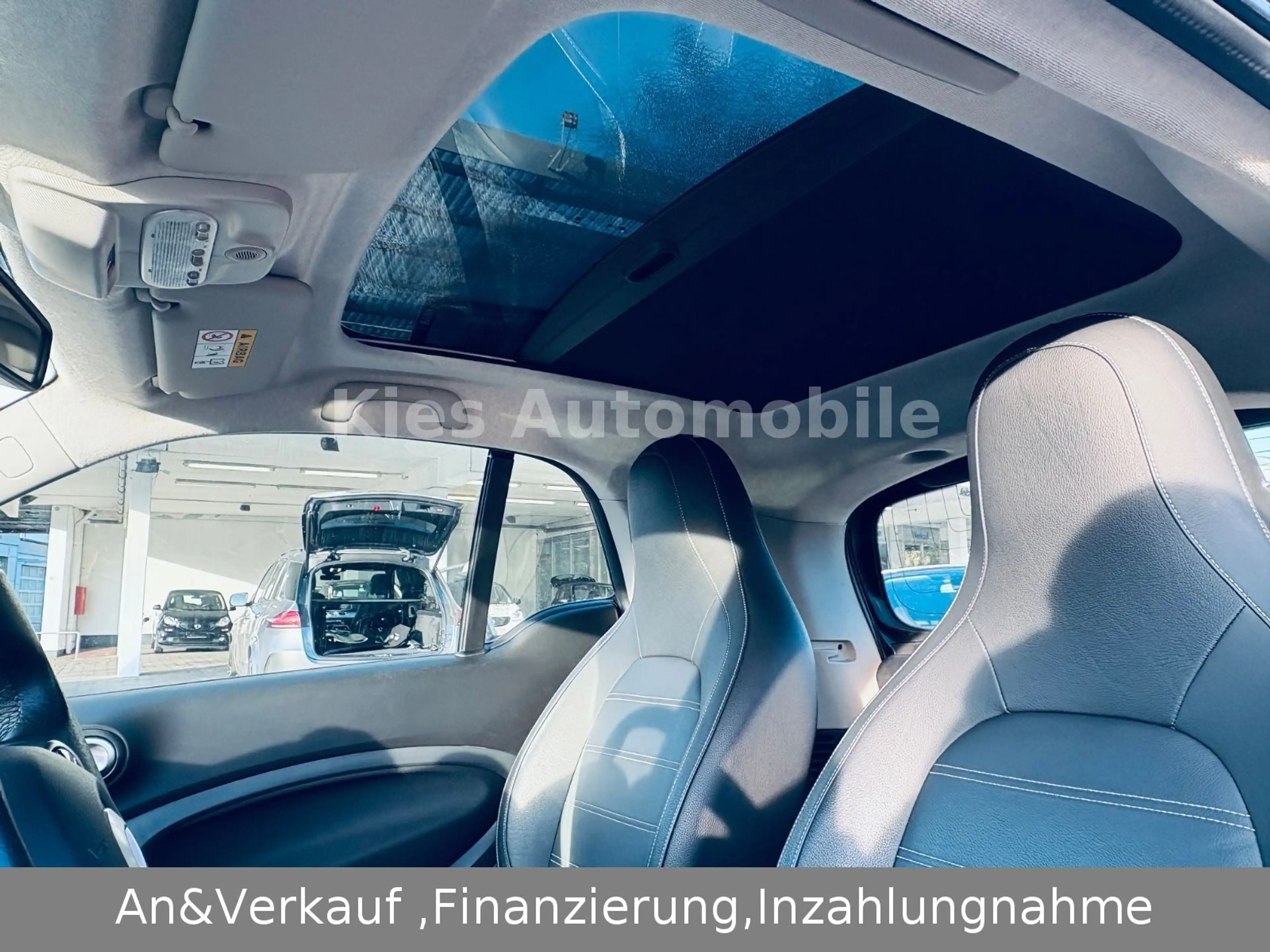 smart forTwo Prime 90PS LEDER/NAVI/PANO/SITZH/AMBIENTE — photo 10