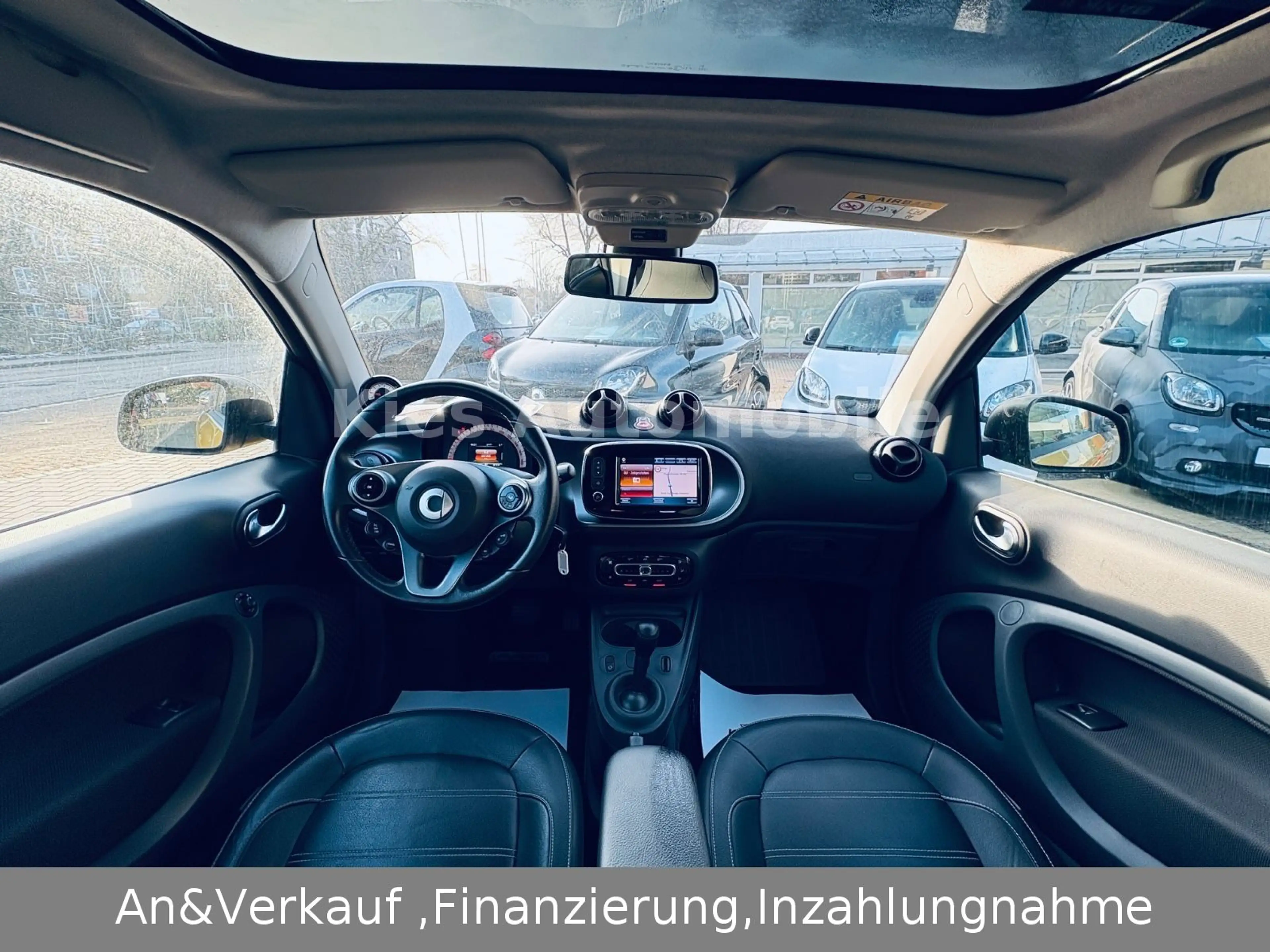 smart forTwo Prime 90PS LEDER/NAVI/PANO/SITZH/AMBIENTE — photo 12