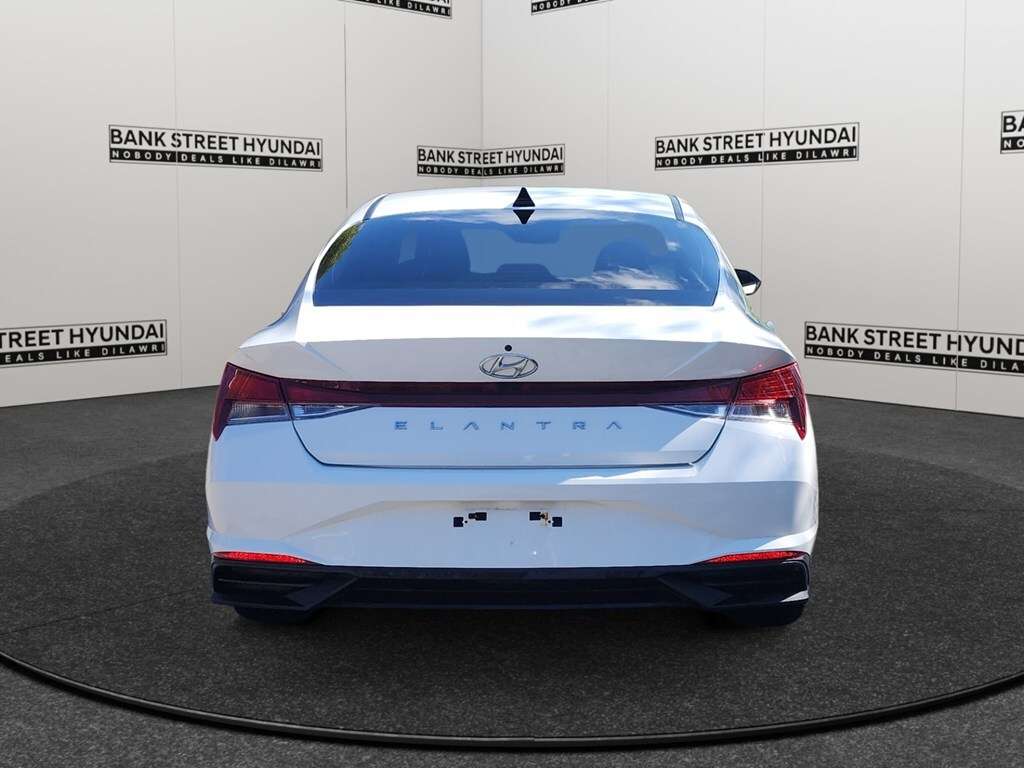 2023 Hyundai Elantra Preferred IVT w/Tech Pkg — снимка 1