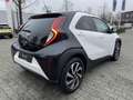 Toyota Aygo X PULSE APPLE/ANDROID CAMERA CLIMA 17"LMV PRIVACY-GL Wit - thumbnail 2