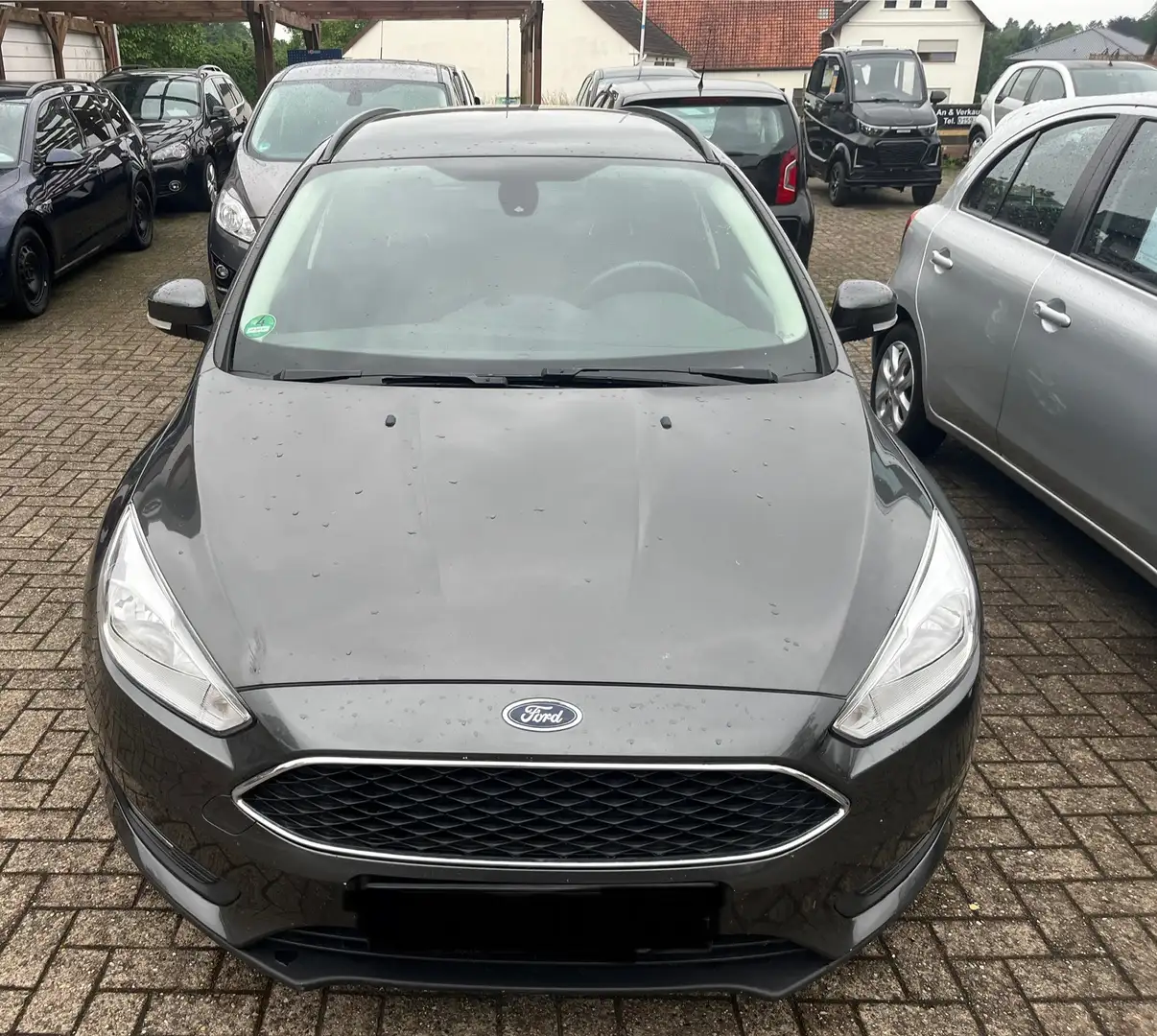 Ford Focus Trend Grau - 2