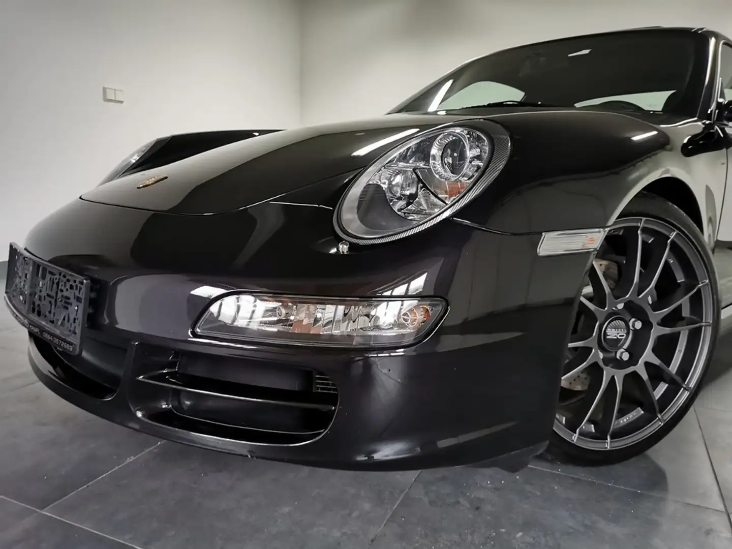 Porsche 997 -911 Carrera 4,absolut neuwertiger Zustand,el.SD Schwarz - 1