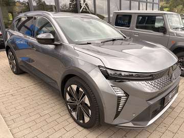 E-Tech Electric 220 Long Range Techno