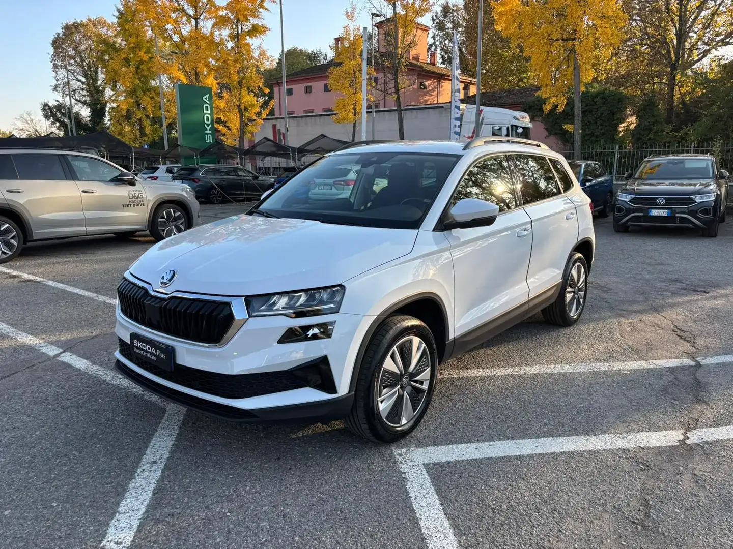 Skoda Karoq Karoq 1.5 TSI ACT DSG Executive Bianco - 1