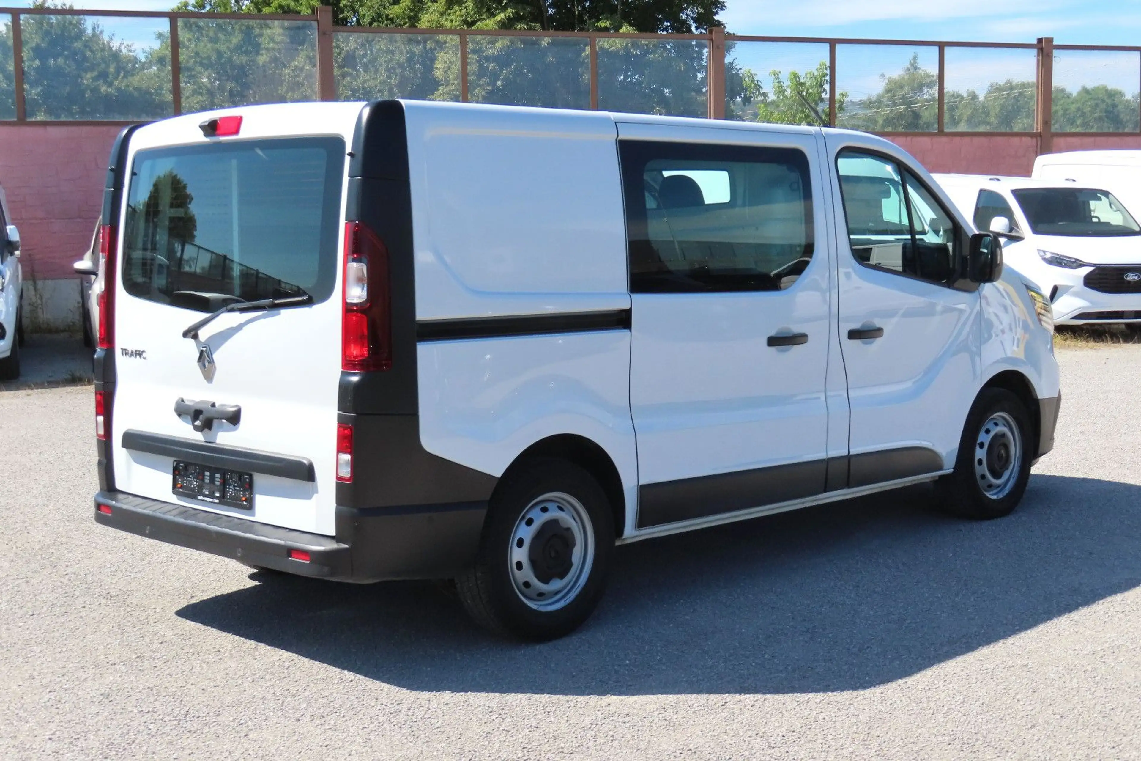 Renault Trafic Kasten L1 Navi Kamera PDC Fenster Sortimo-Regale — photo 7