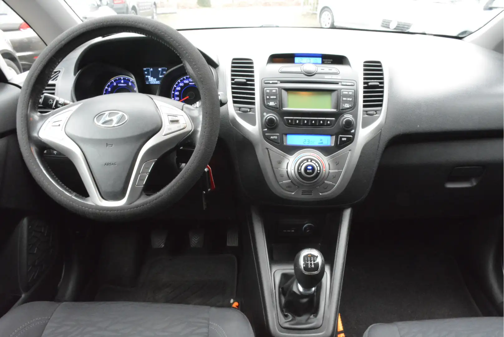 Hyundai iX20 1.4i i-Vision Trekhaak Airco Cruise Control Gris - 2