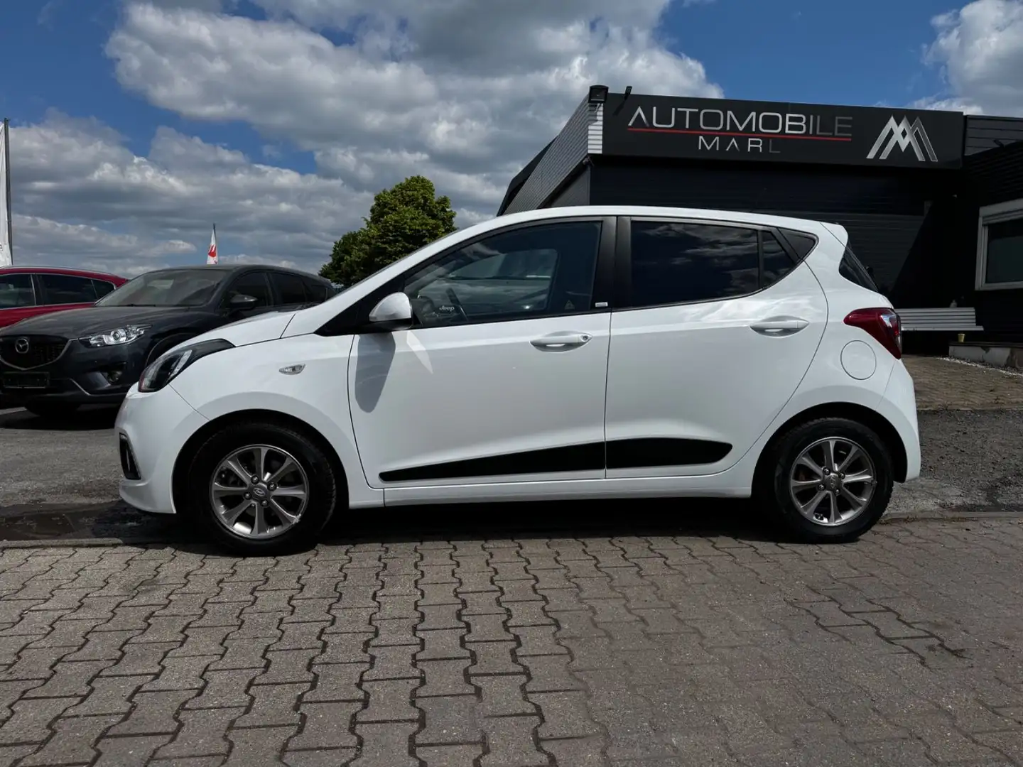 Hyundai i10 Passion*KLIMA*SERVO*HEIZUNG SITZ/LENKRAD*TEM Blanc - 2