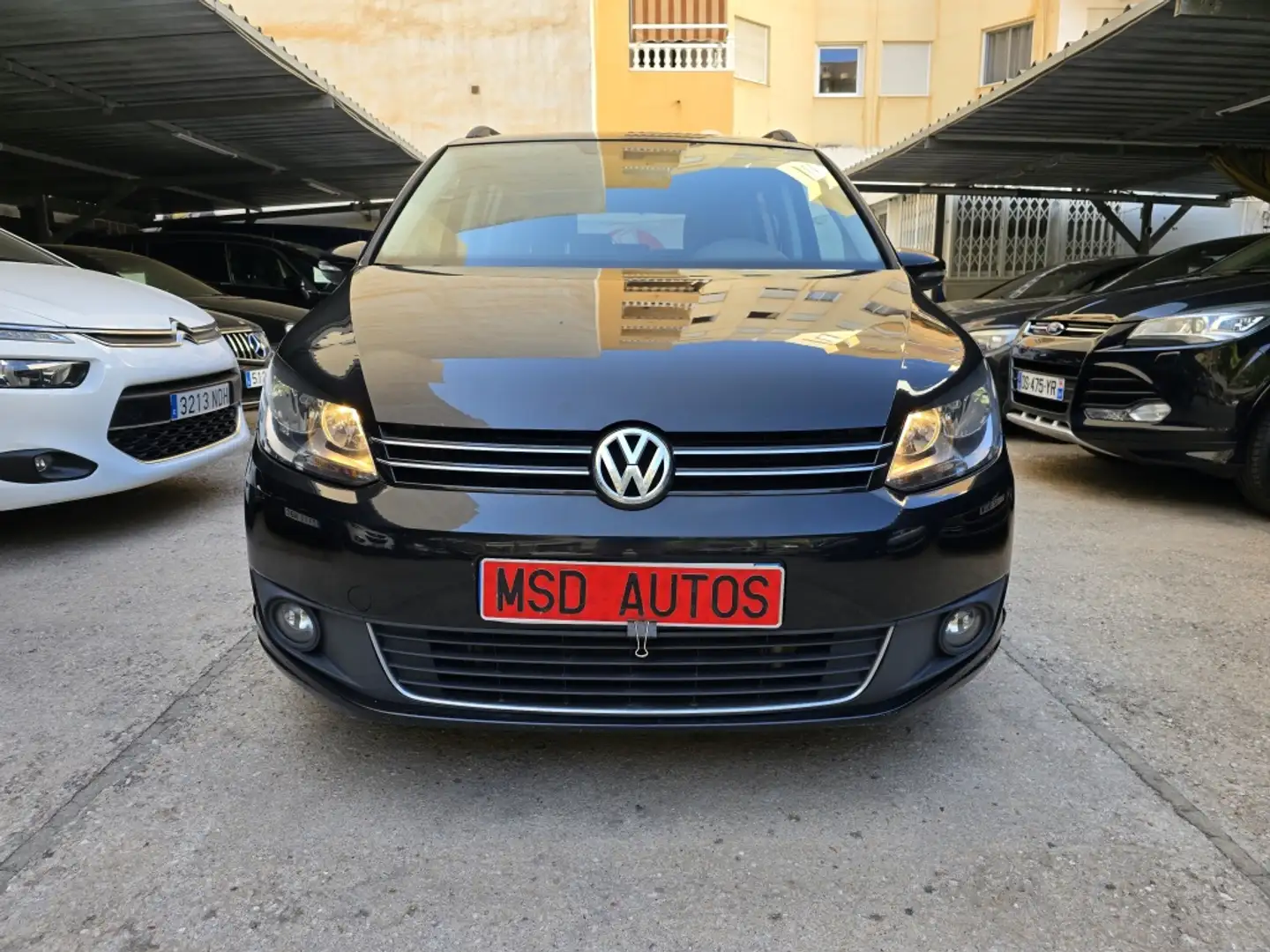 Volkswagen Touran 1.6TDI Advance BMT 105 119CO2 Negro - 2