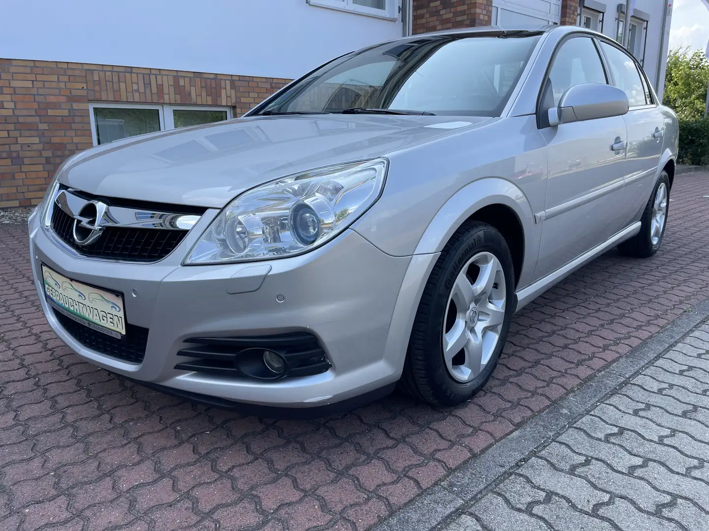 Opel Vectra 1.8 Edition 1-Hand Xenon PDC Tempomat Plateado - 1