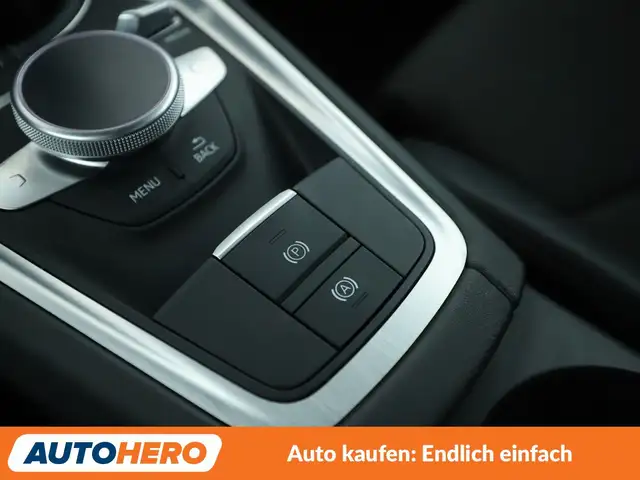Audi TT view 23